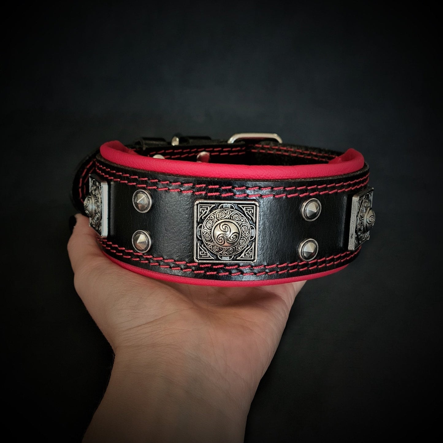 The "Eros" collar 2 inch wide - Tampa Home & Garden Store