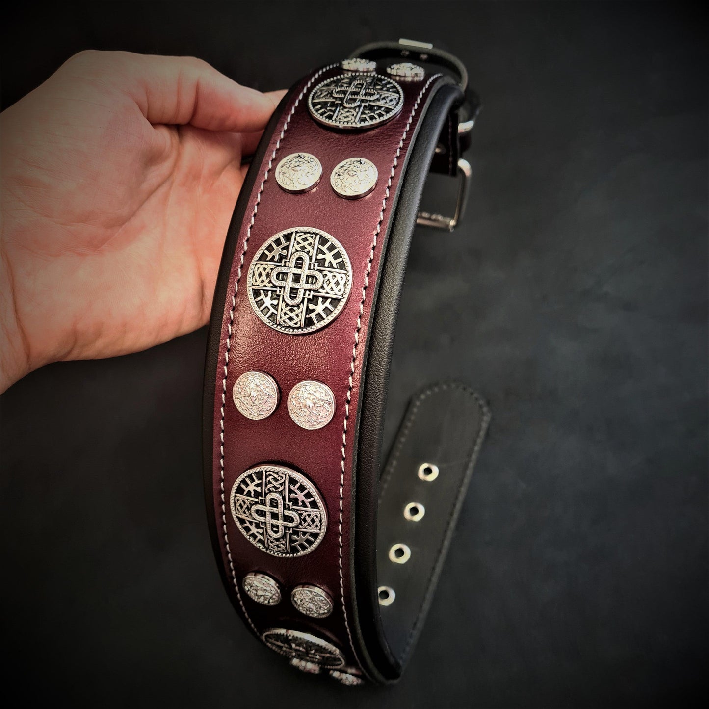 The "Hektor" Burgundy Collar LIMITED - Tampa Home & Garden Store