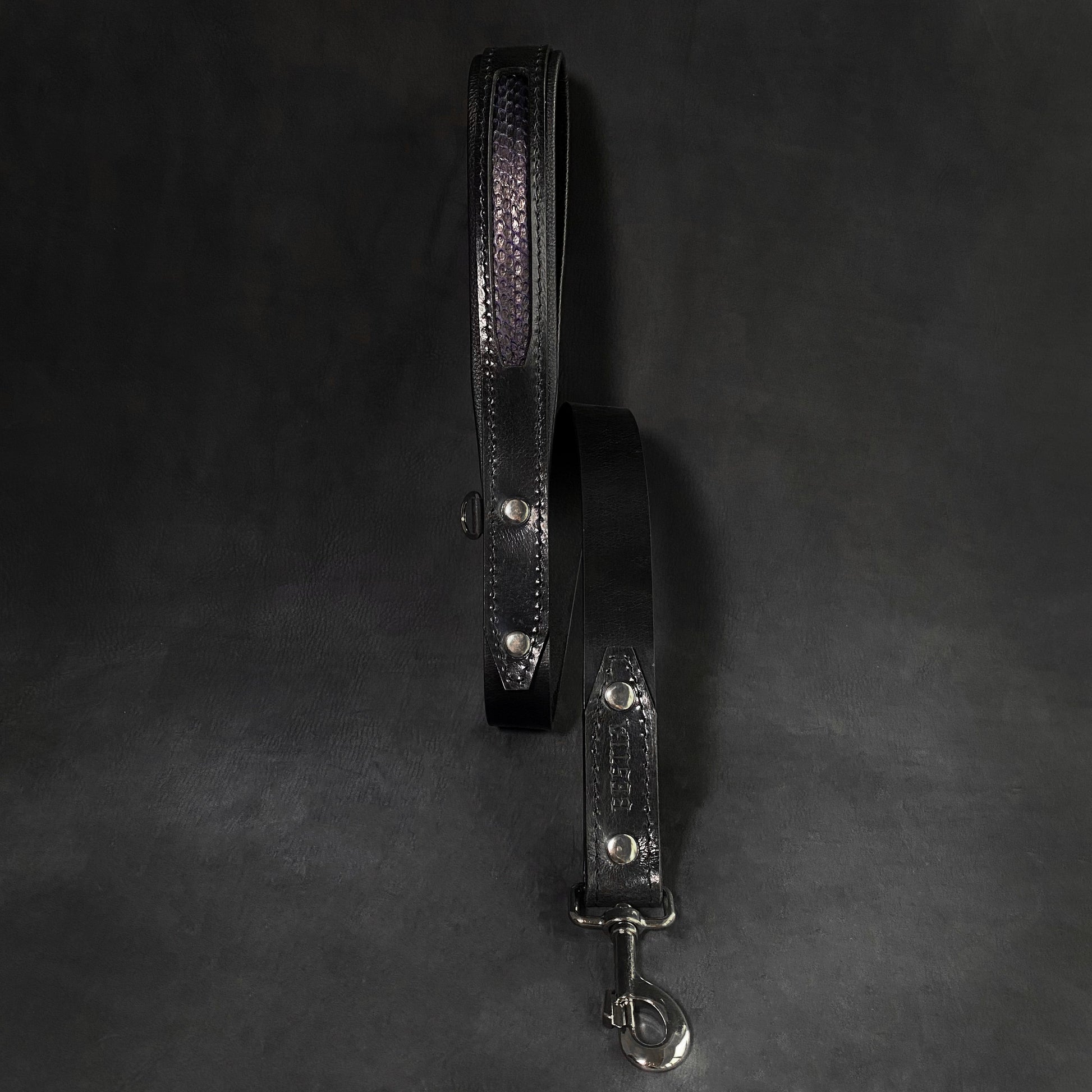 The ''Indigo'' collar - Tampa Home & Garden Store