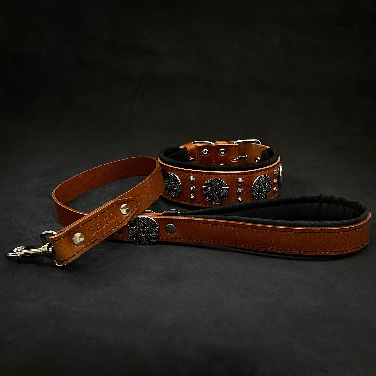 The "Maximus" collar 2.5 inch wide black & silver - Tampa Home & Garden Store