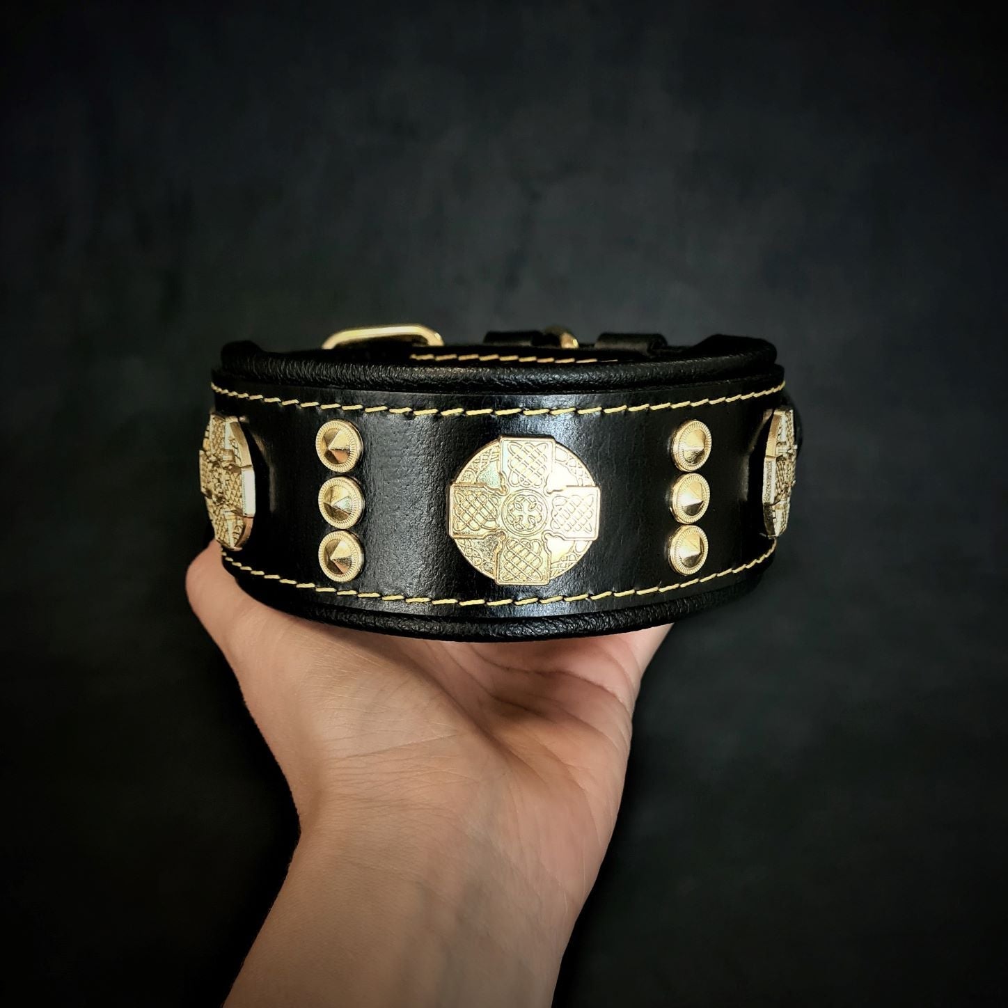 The "Maximus" collar 2 inch wide gold decoration - Tampa Home & Garden Store