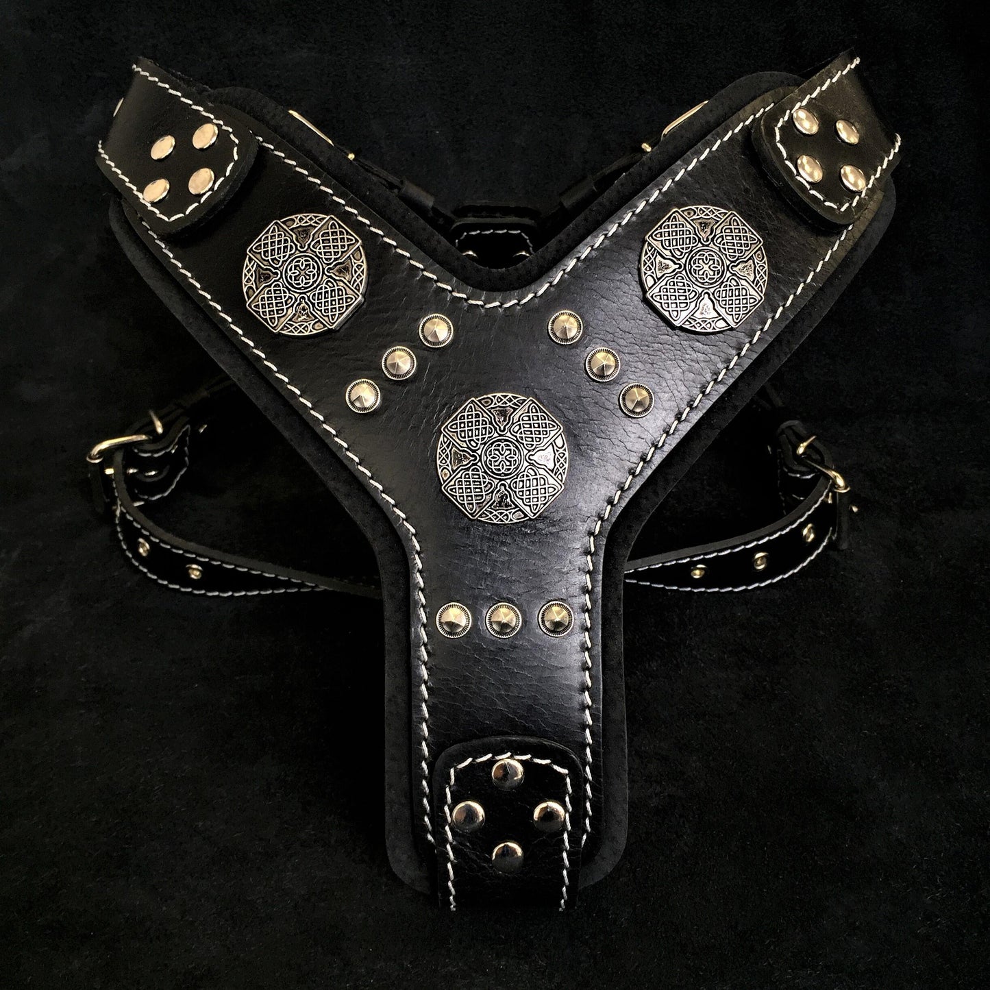The "Maximus" silver harness - Tampa Home & Garden Store