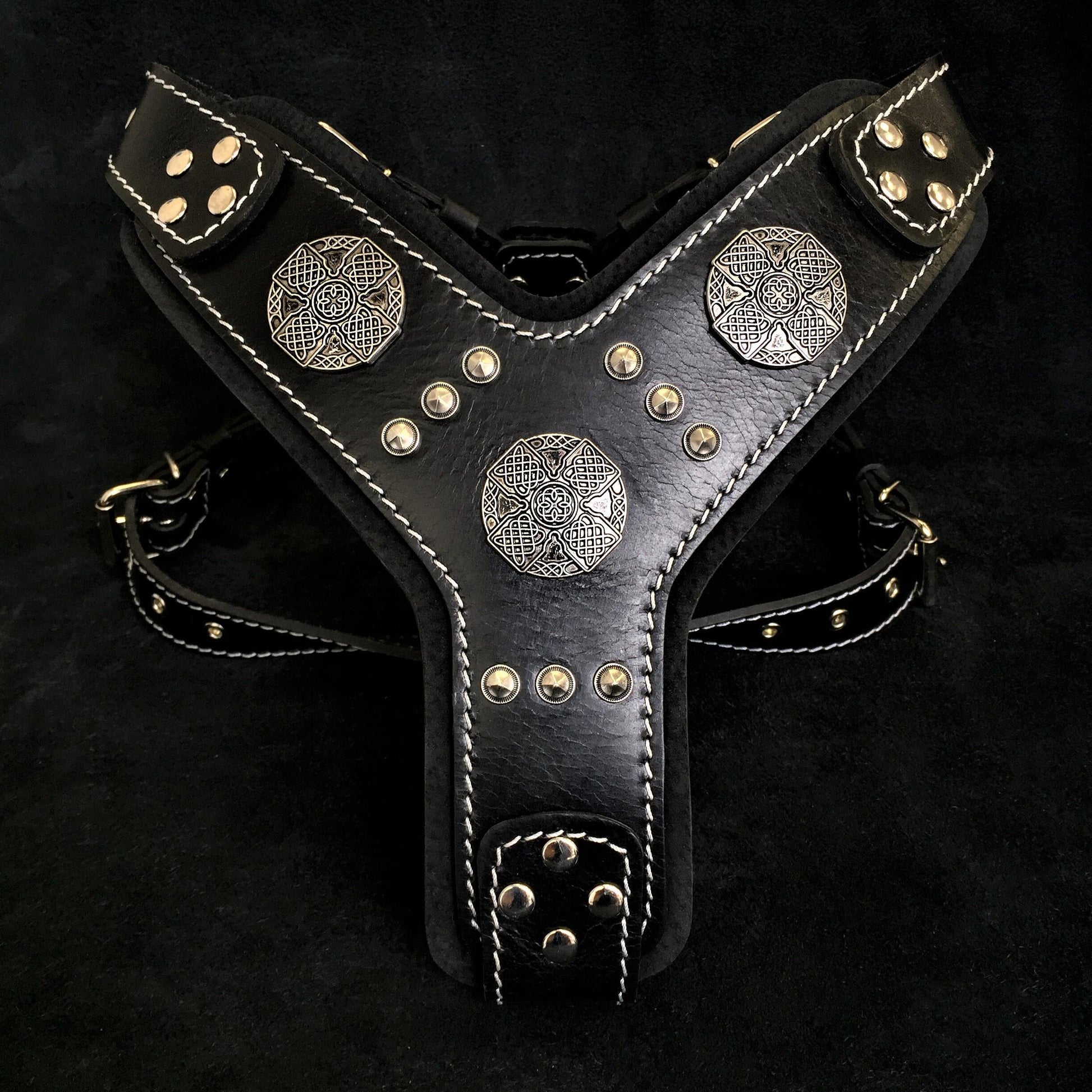 The "Maximus" silver harness - Tampa Home & Garden Store