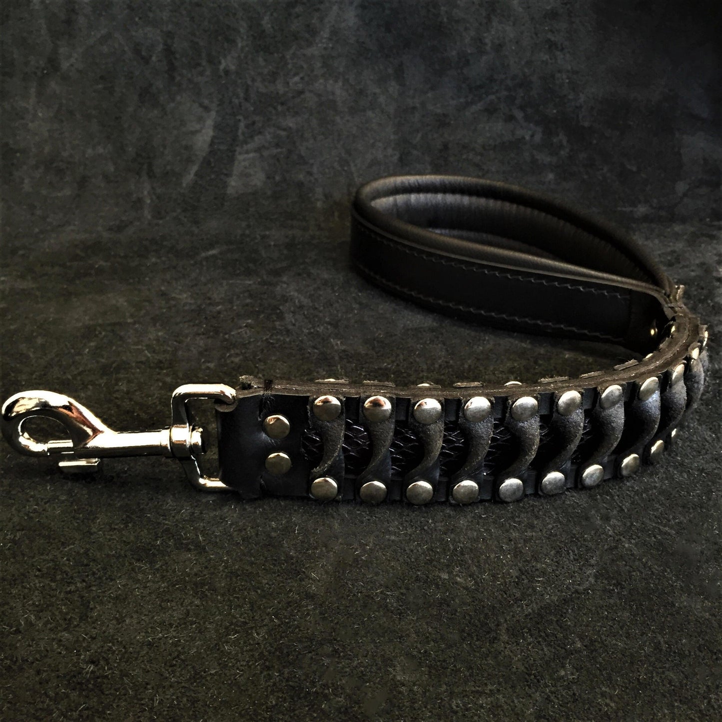 The "Steampunk" leash - Tampa Home & Garden Store