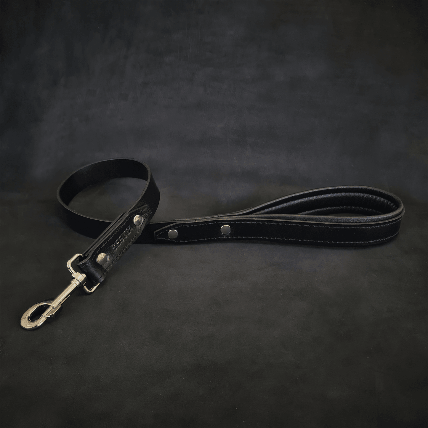 The "Style" leash - Tampa Home & Garden Store