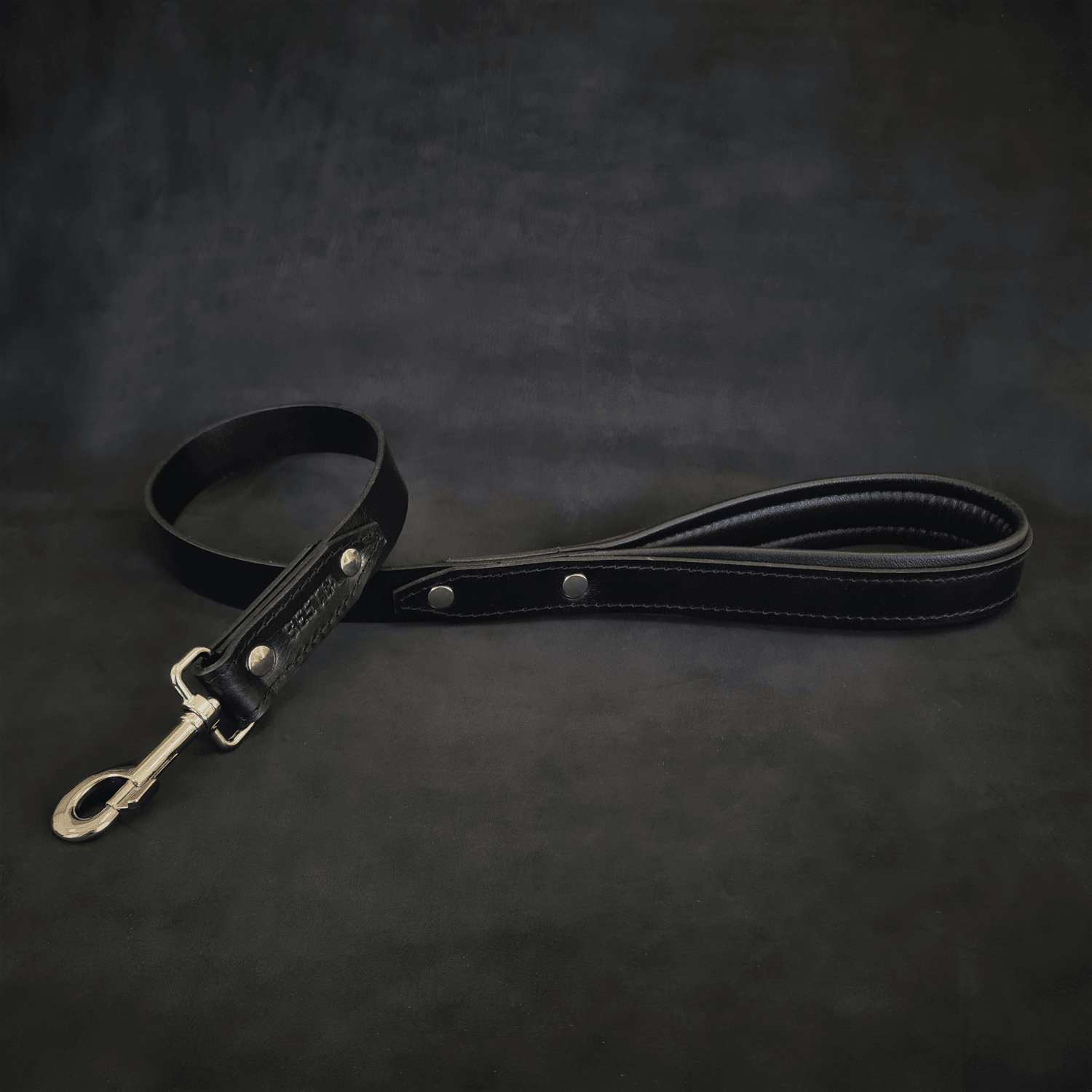 The "Style" leash - Tampa Home & Garden Store