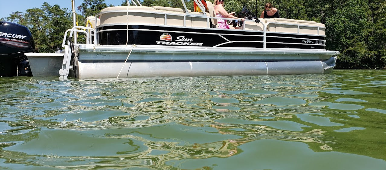 Toonshine Ready to Use Pontoon Cleaner - Tampa Home & Garden Store