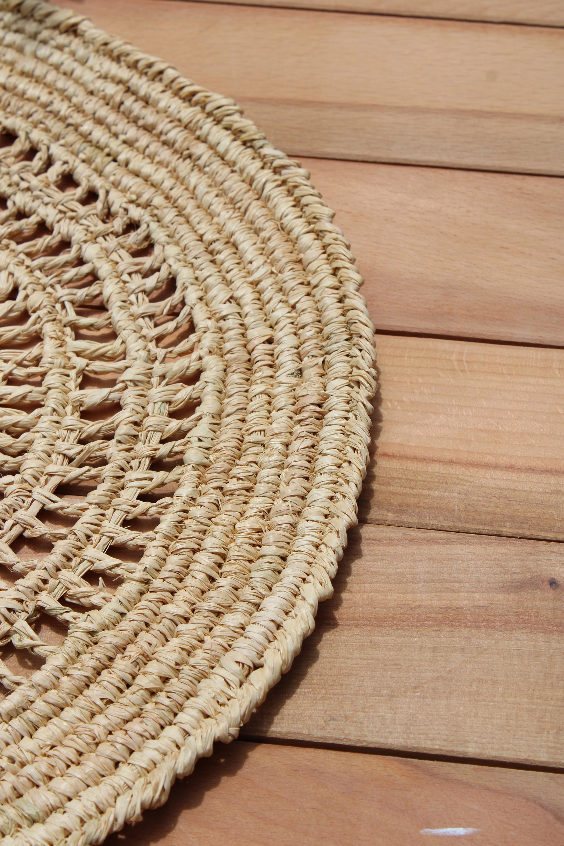 Tous Les Jours Raffia Placemat, Woven crochet tabletop - Tampa Home & Garden Store