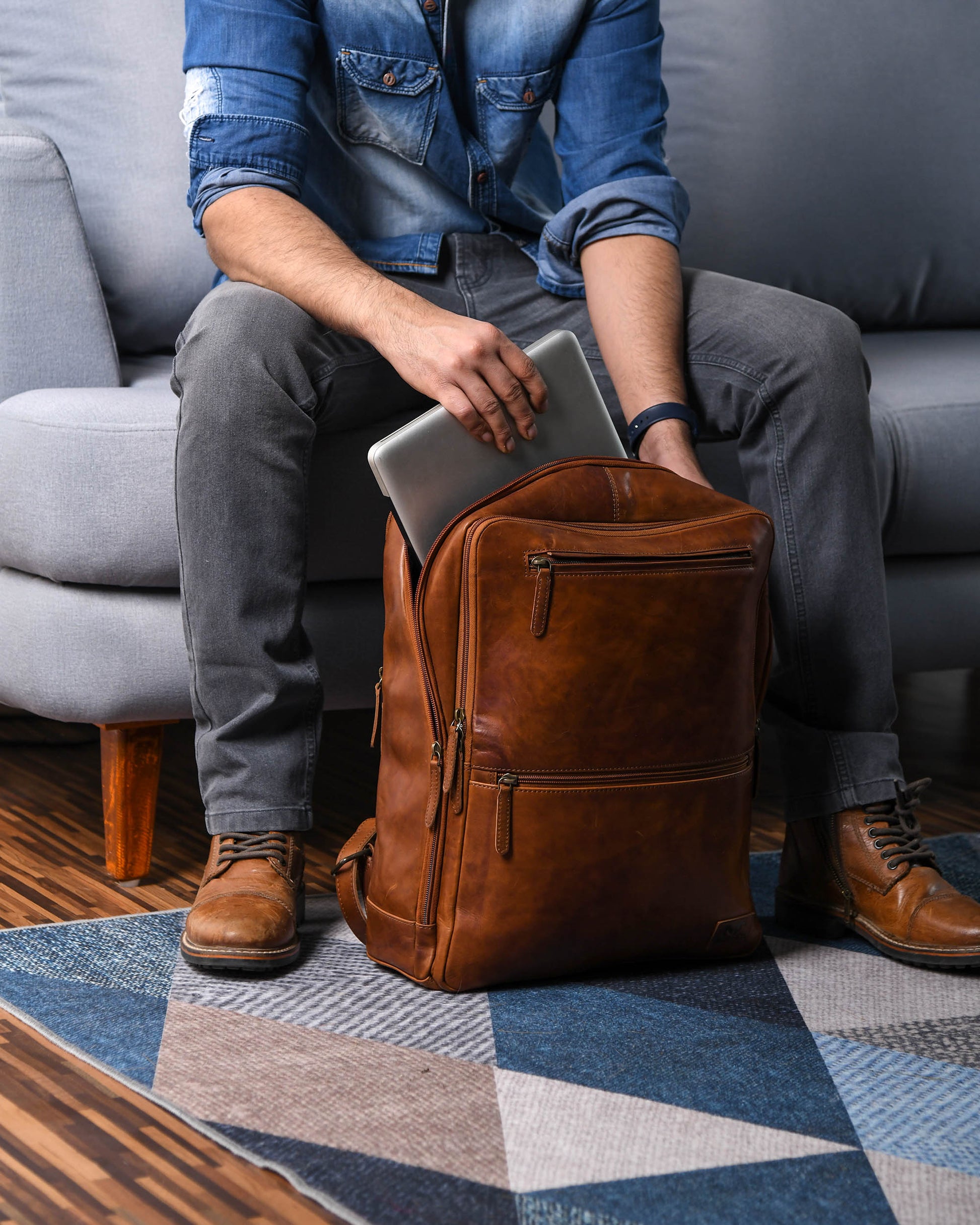 Transit Voyager Backpack Pro - Tampa Home & Garden Store