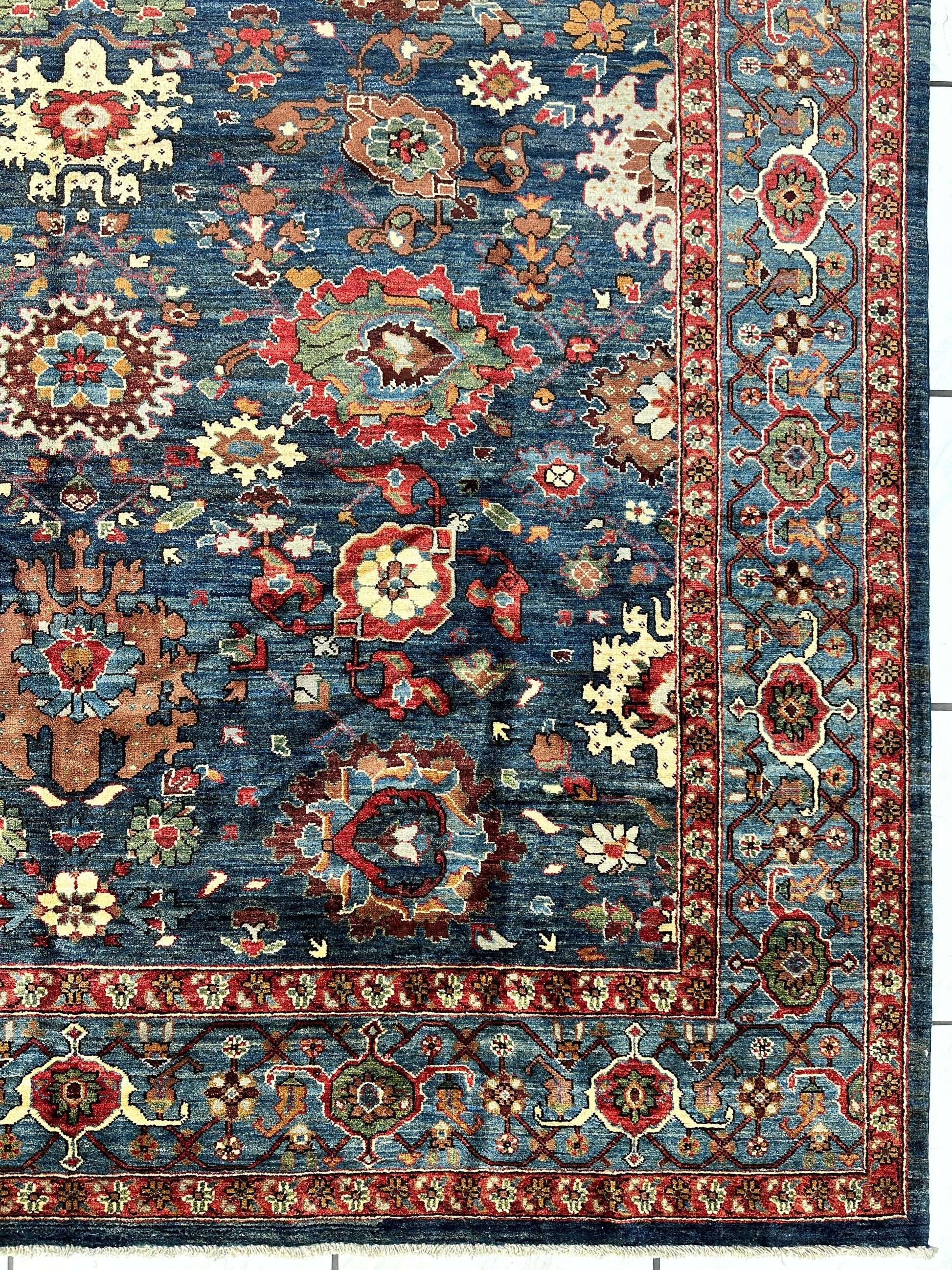 Trasitional Serapi Ghazni Wool Rug – 8' x 10’ – Intricate Floral Design - Tampa Home & Garden Store