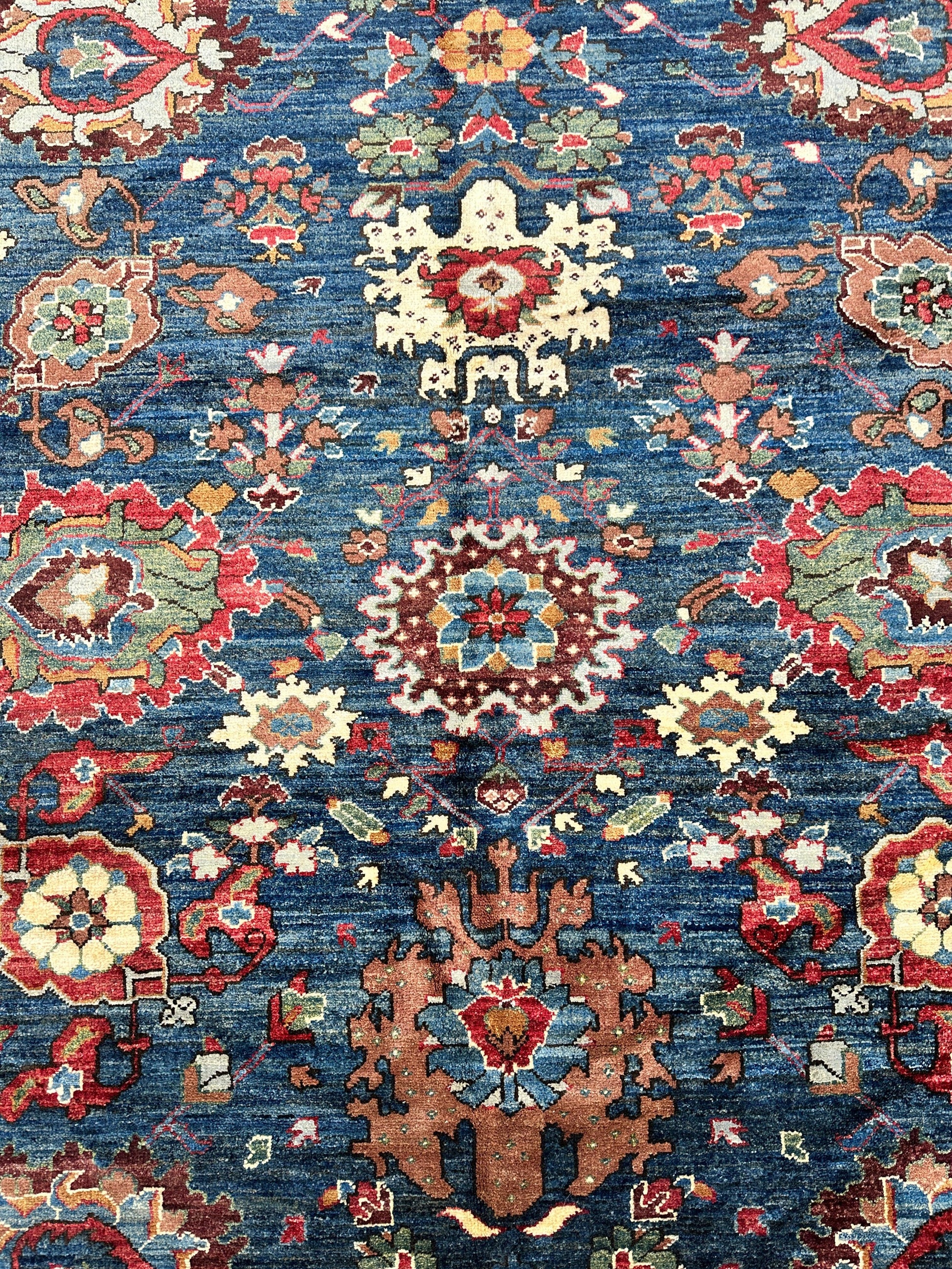 Trasitional Serapi Ghazni Wool Rug – 8' x 10’ – Intricate Floral Design - Tampa Home & Garden Store