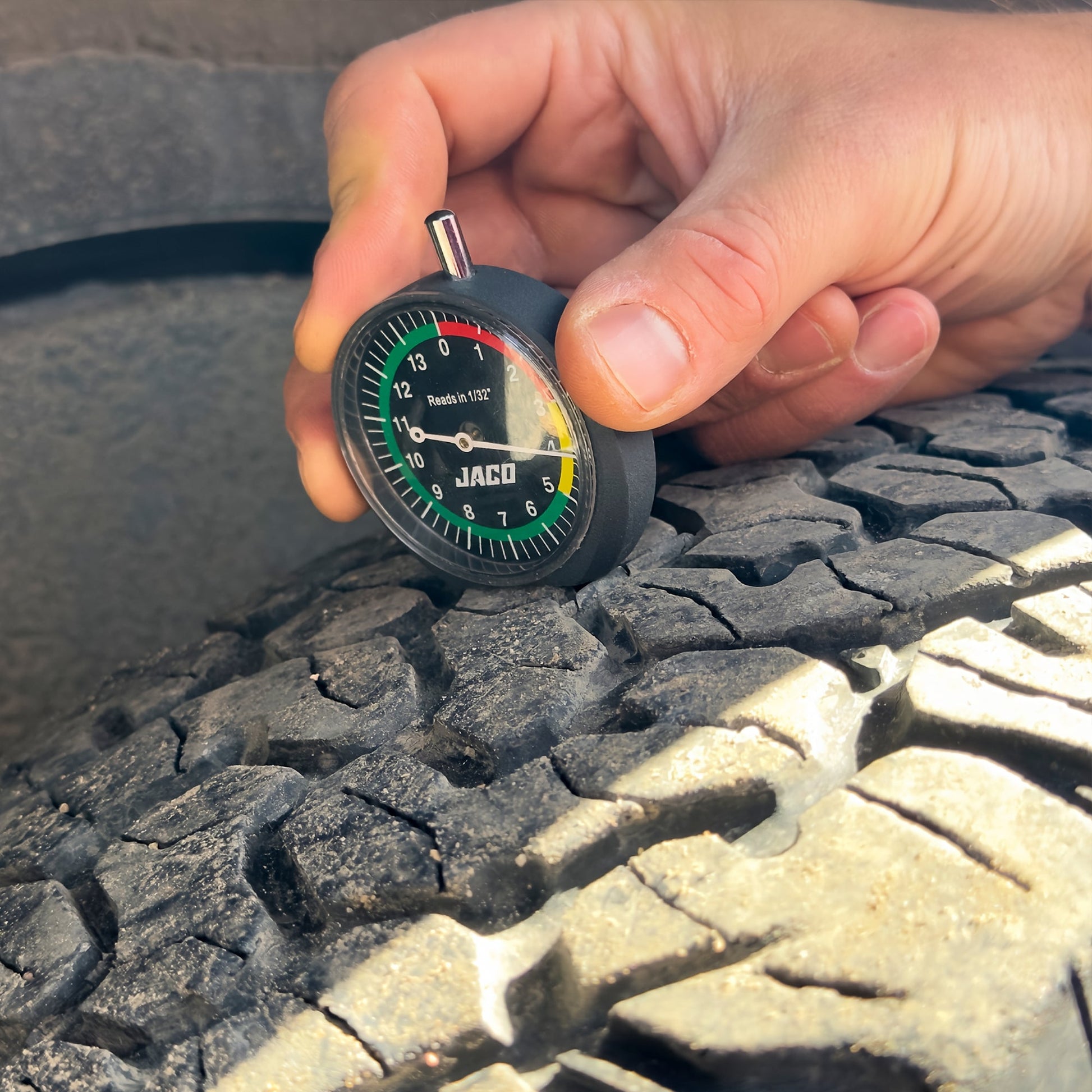 TreadPro Tire Tread Depth Gauge, Dial Type (Reads in 1/32 inch) - Tampa Home & Garden Store