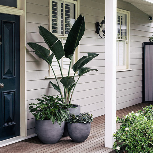 The Tub Egg-Shaped Planter | Classic Fiberglass Pot