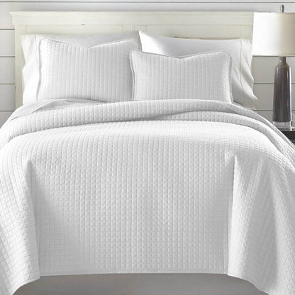 Twin/Twin XL Lightweight White Ultra Soft 2-Piece Microfiber Quilt Set - Tampa Home & Garden Store