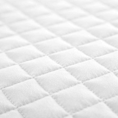Twin/Twin XL Lightweight White Ultra Soft 2-Piece Microfiber Quilt Set - Tampa Home & Garden Store