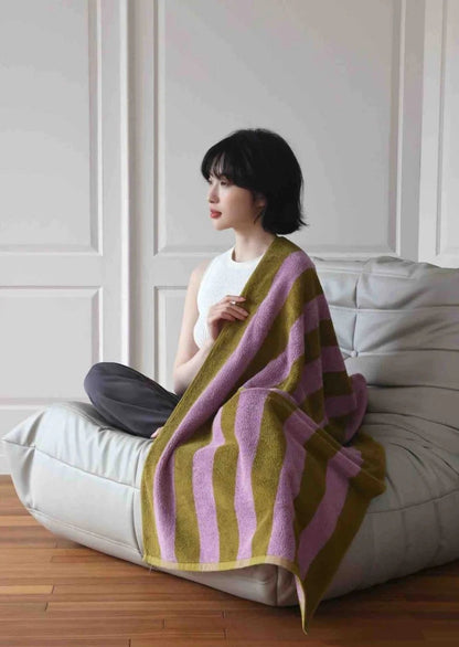 Ultra Soft Absorbent Retro Stripe Bath Towel - 100% Organic Premium Combed Cotton - Tampa Home & Garden Store