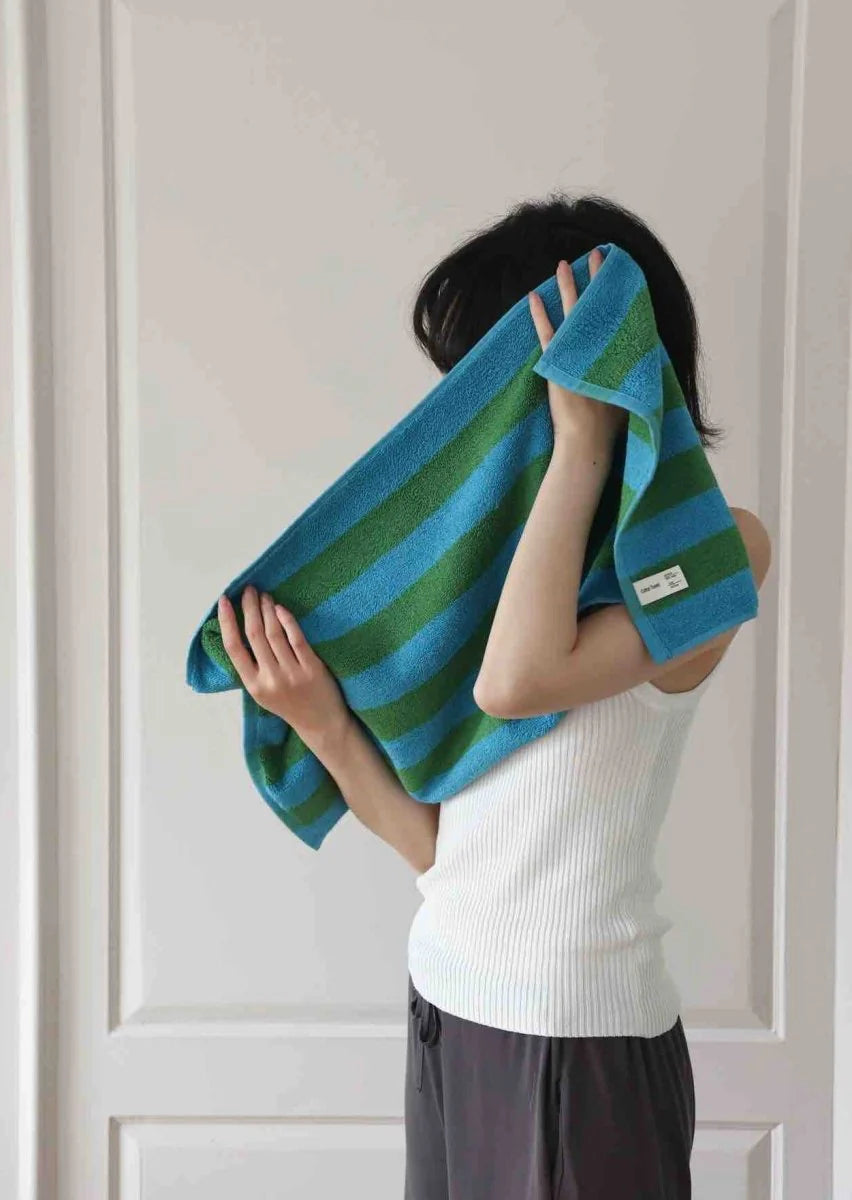 Ultra Soft Absorbent Retro Stripe Bath Towel - 100% Organic Premium Combed Cotton - Tampa Home & Garden Store