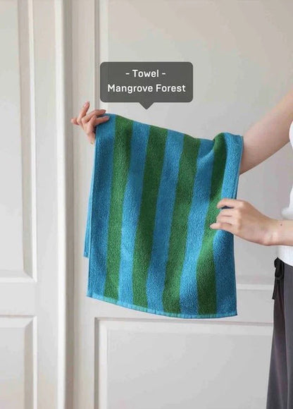 Ultra Soft Absorbent Retro Stripe Bath Towel - 100% Organic Premium Combed Cotton - Tampa Home & Garden Store