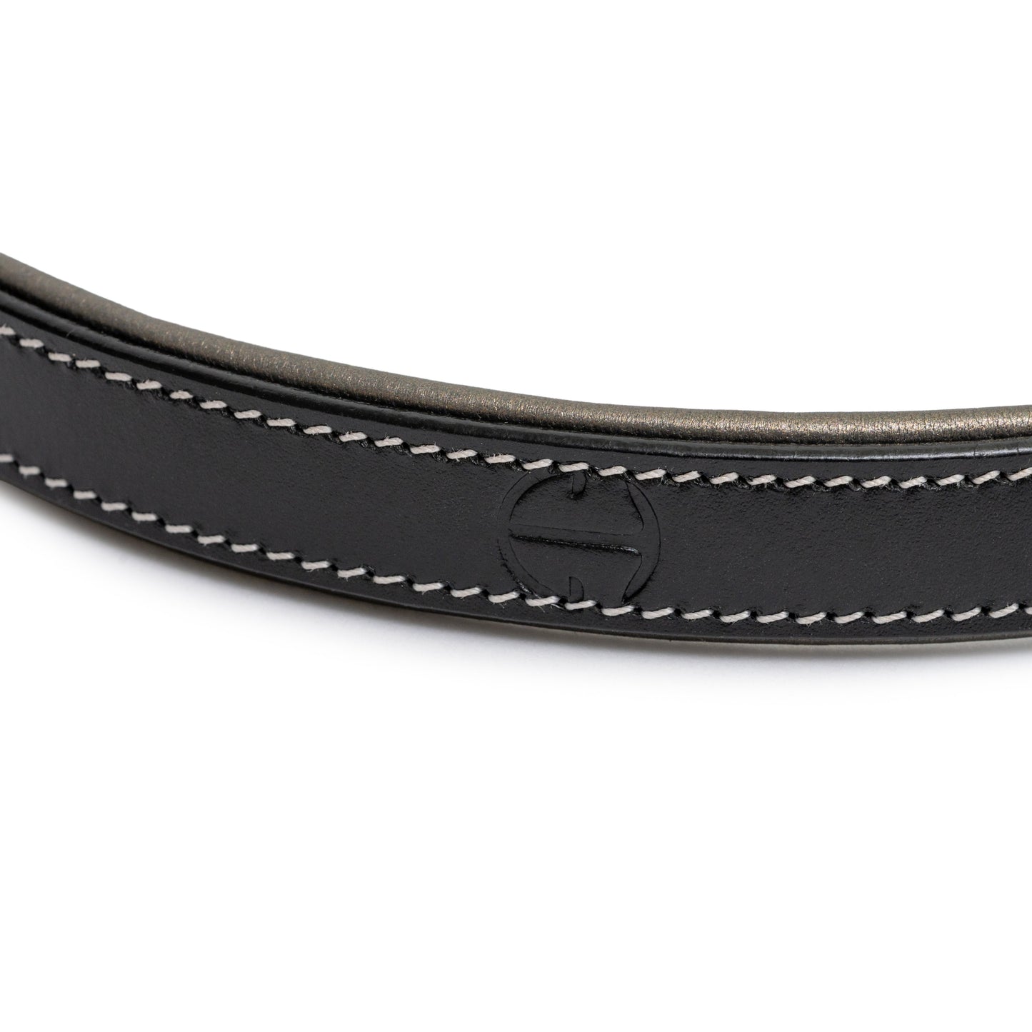 Venetian Leather Dog Leash by Halter Ego in black leather with white contrast stitching on Tampa Home & Garden Store