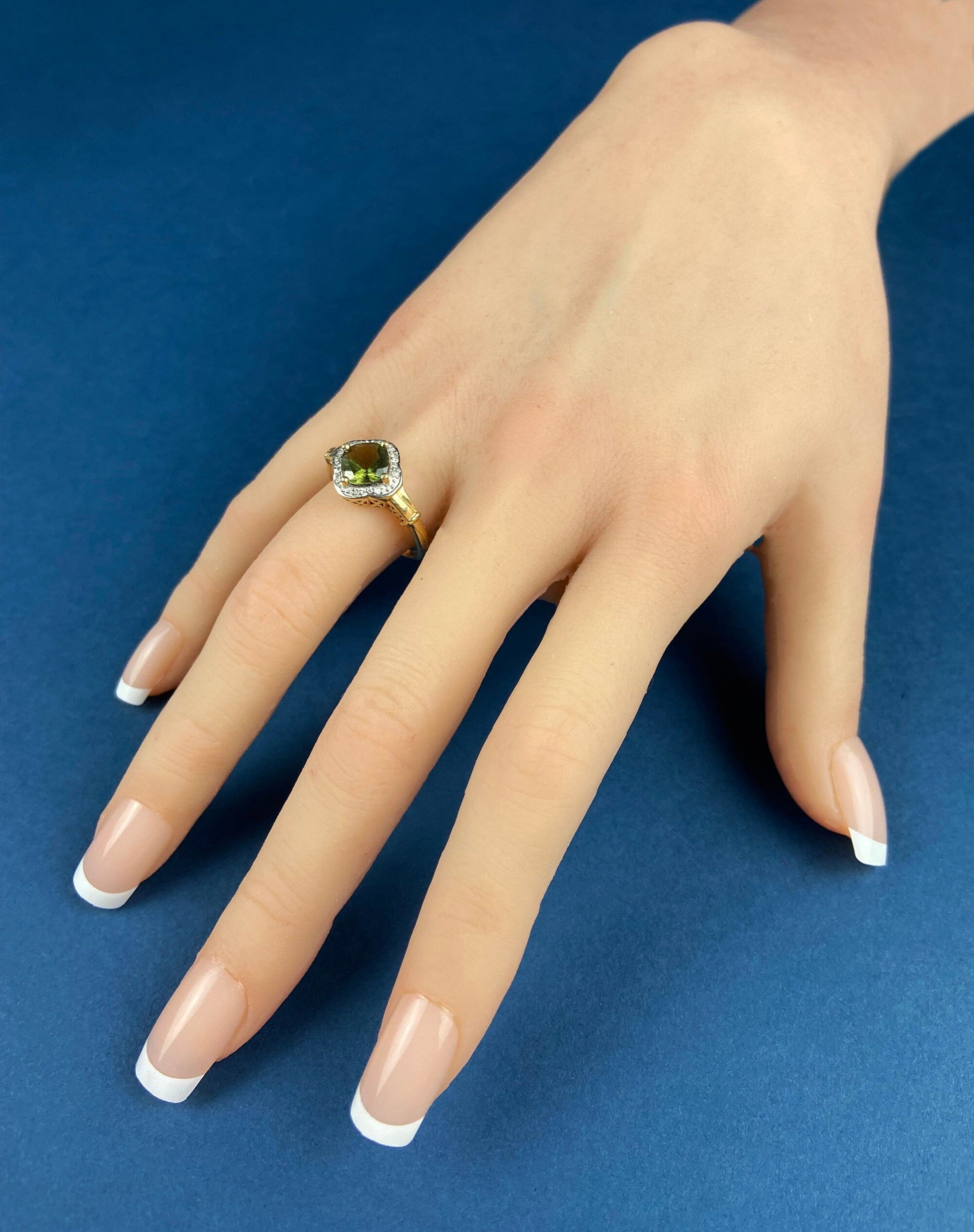 Vintage 10k Gold Ring with Natural Green Peridot and Diamond Halo. Gift for Her. - Tampa Home & Garden Store