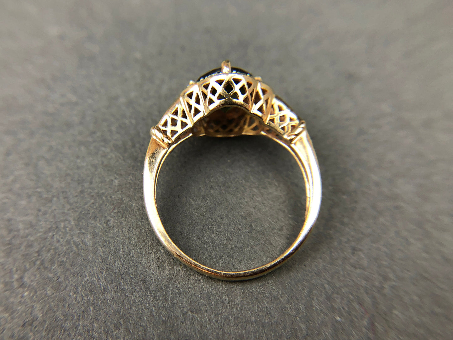 Vintage 10k Gold Ring with Natural Green Peridot and Diamond Halo. Gift for Her. - Tampa Home & Garden Store