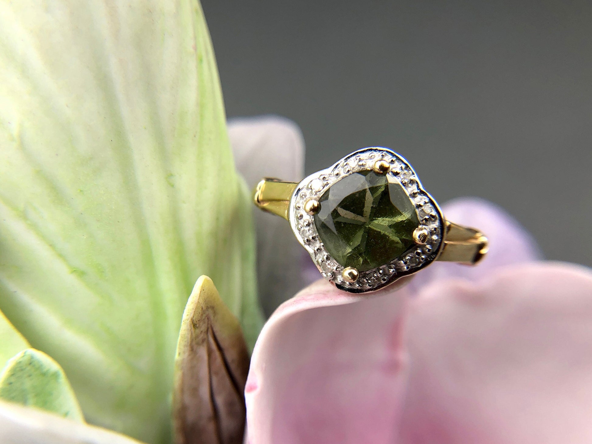 Vintage 10k Gold Ring with Natural Green Peridot and Diamond Halo. Gift for Her. - Tampa Home & Garden Store