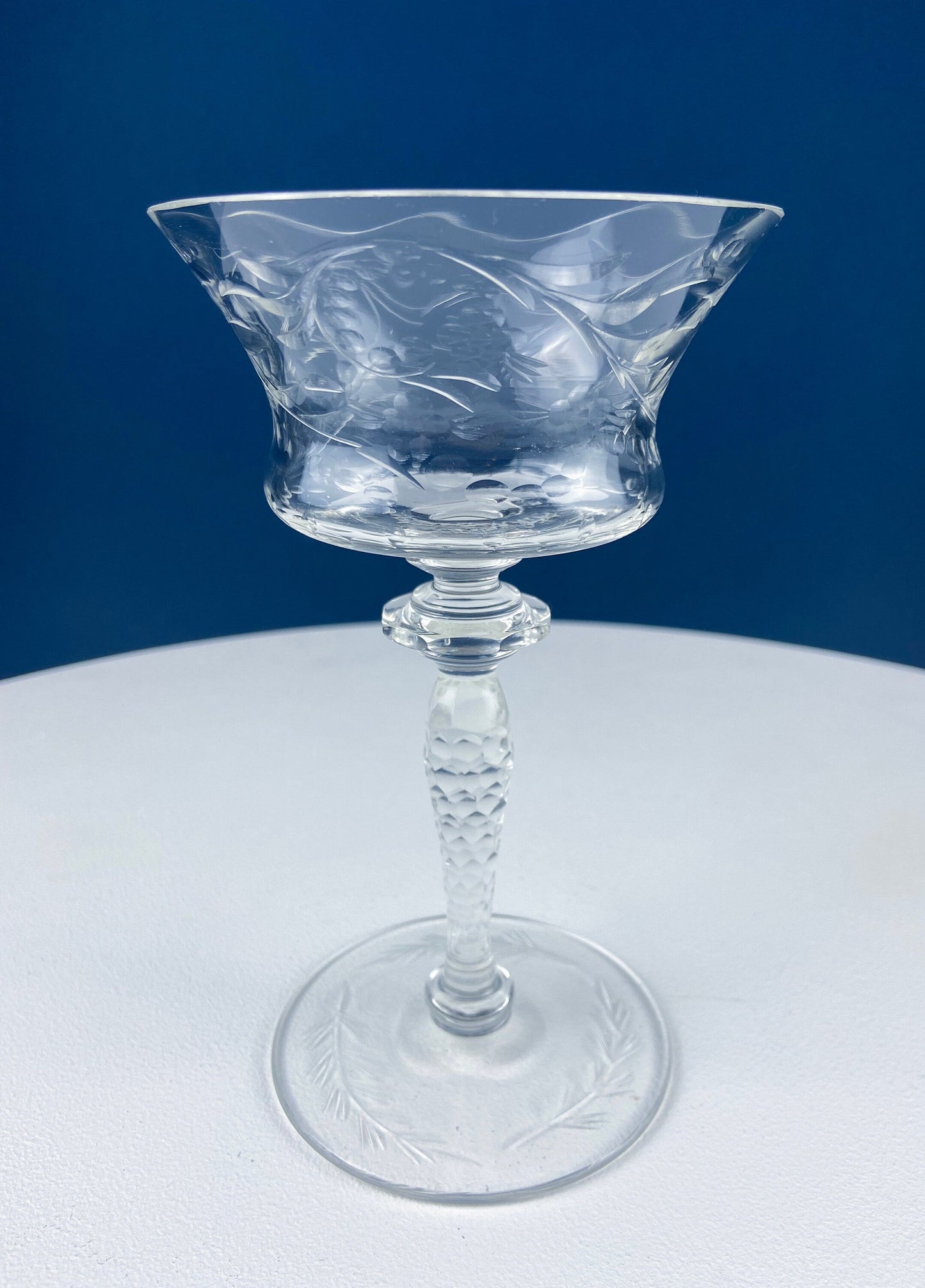 Vintage Champagne Tall Sherbets by Newton Crystal Co. 3365-3. Blown Glass. Swirl Optic & Cut Floral Motif. Set of 4 Glasses. Wedding Gift. - Tampa Home & Garden Store