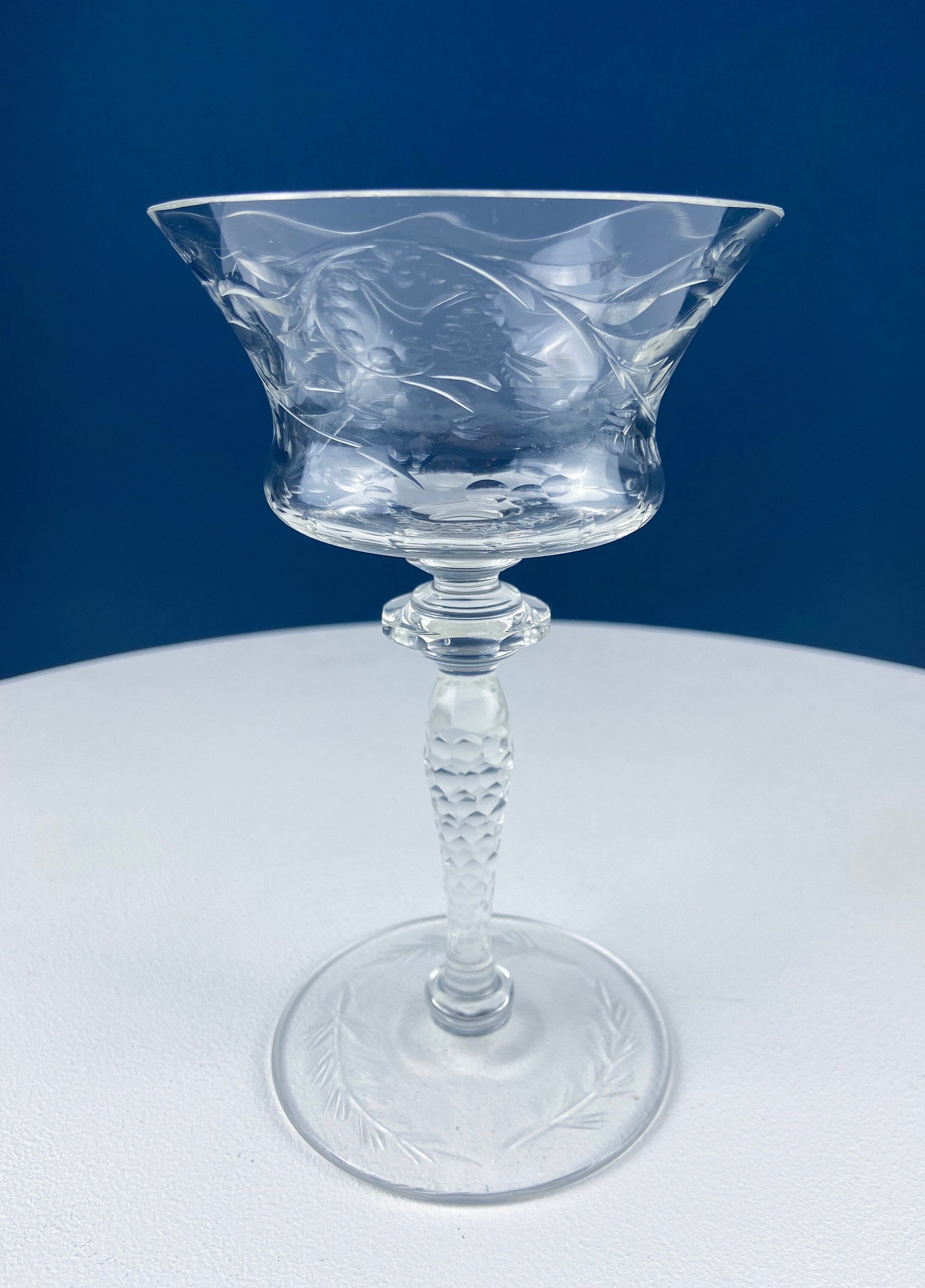 Vintage Champagne Tall Sherbets by Newton Crystal Co. 3365-3. Blown Glass. Swirl Optic & Cut Floral Motif. Set of 4 Glasses. Wedding Gift. - Tampa Home & Garden Store