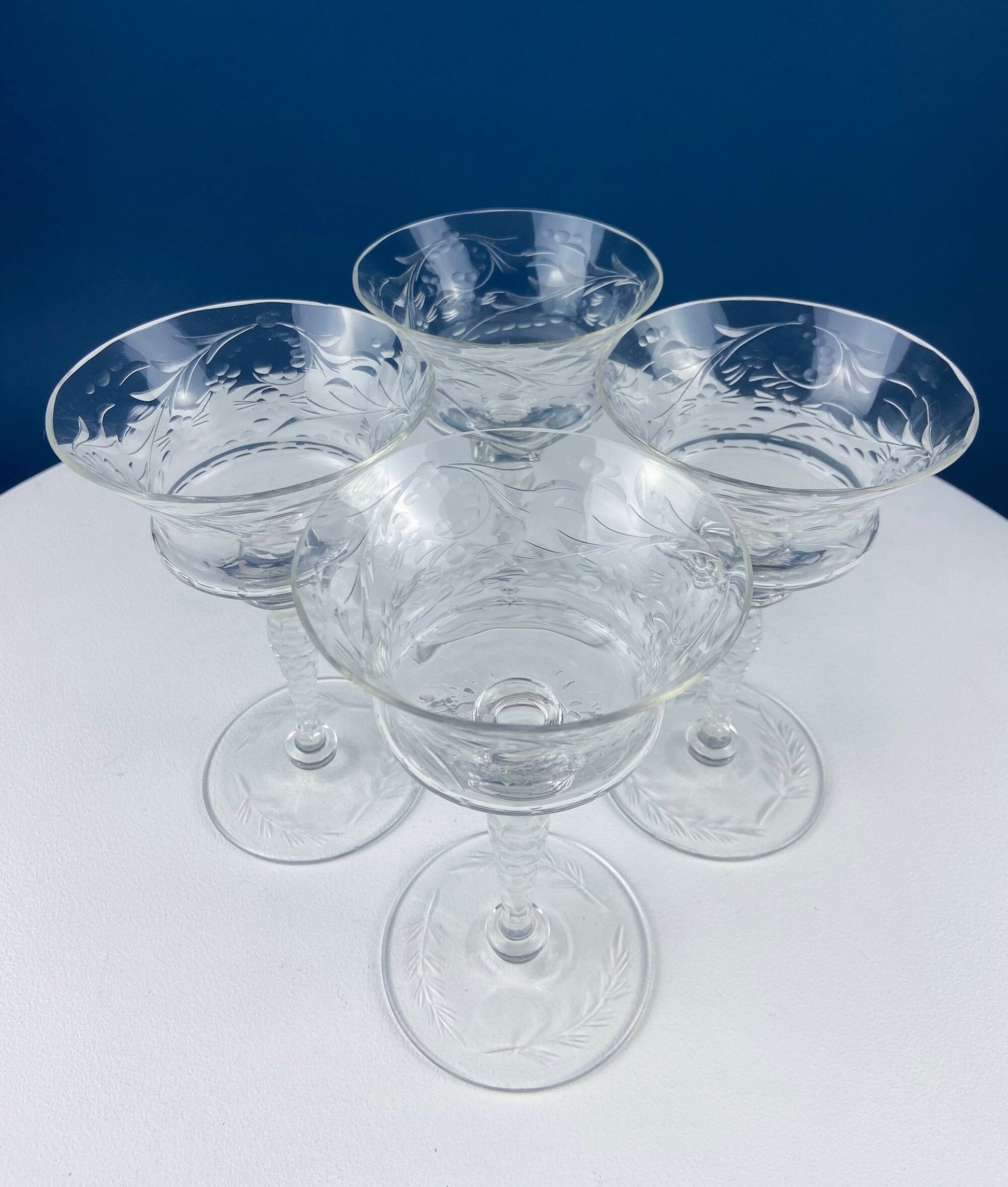 Vintage Champagne Tall Sherbets by Newton Crystal Co. 3365-3. Blown Glass. Swirl Optic & Cut Floral Motif. Set of 4 Glasses. Wedding Gift. - Tampa Home & Garden Store