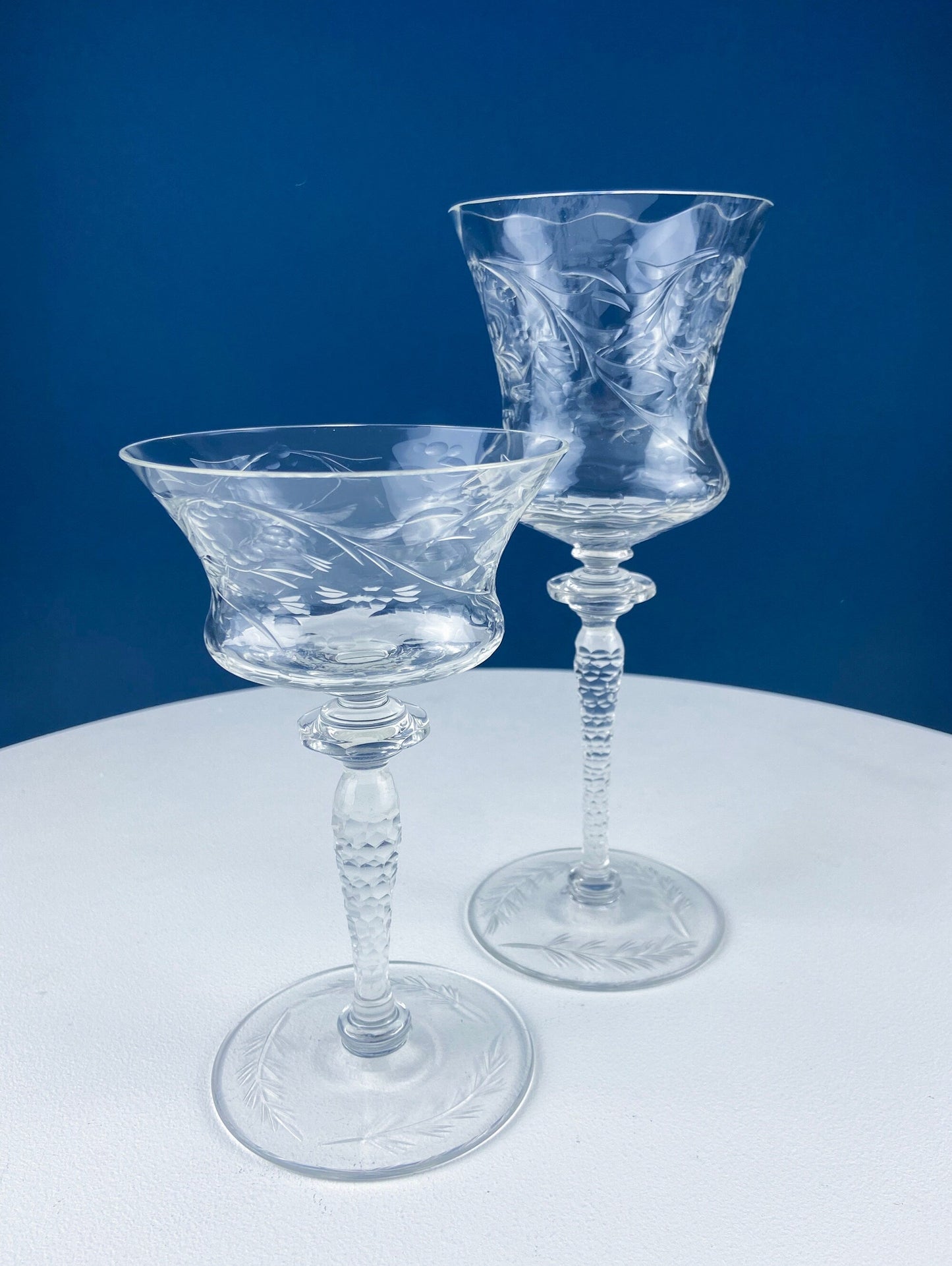 Vintage Champagne Tall Sherbets by Newton Crystal Co. 3365-3. Blown Glass. Swirl Optic & Cut Floral Motif. Set of 4 Glasses. Wedding Gift. - Tampa Home & Garden Store