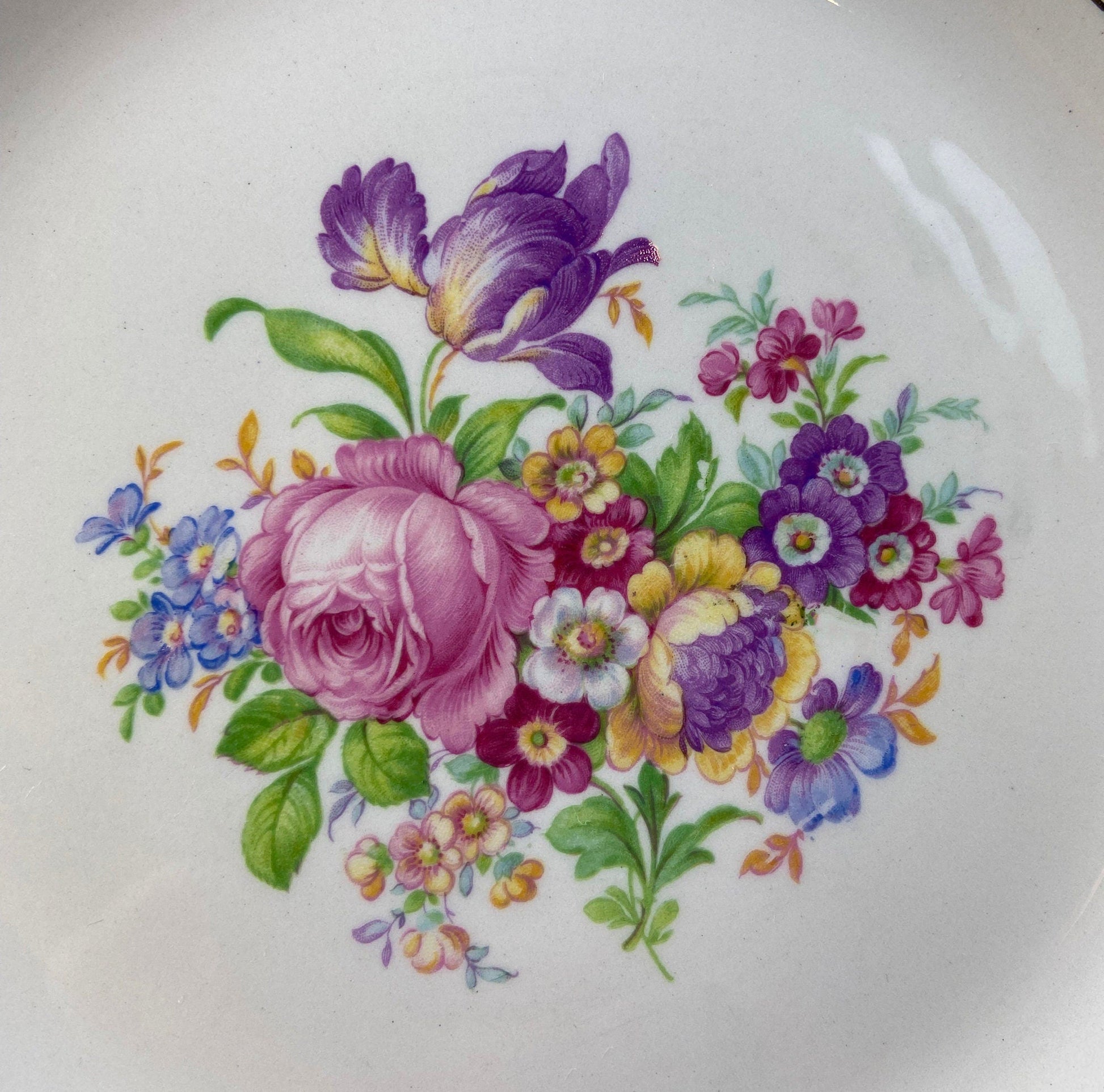 Vintage Dish Set. Leigh Wake by Leigh Potters. Set of 4 Placements: Dinner, Salad Plates, Soup, Salad Bowls, One Serving Dish & Teacups. - Tampa Home & Garden Store
