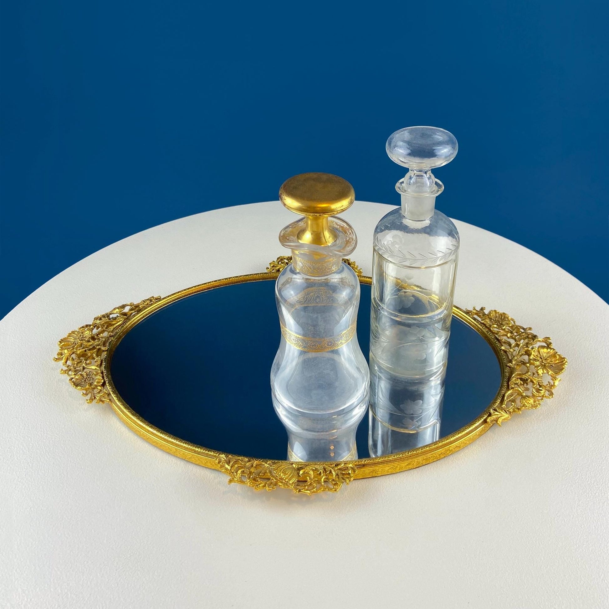 Vintage Gold Dresser Vanity Mirrored Tray. Rich Gilded Metal Tea Rose Oval Frame. Chic Bedroom Bath Perfume Display. Wall Hanging. - Tampa Home & Garden Store