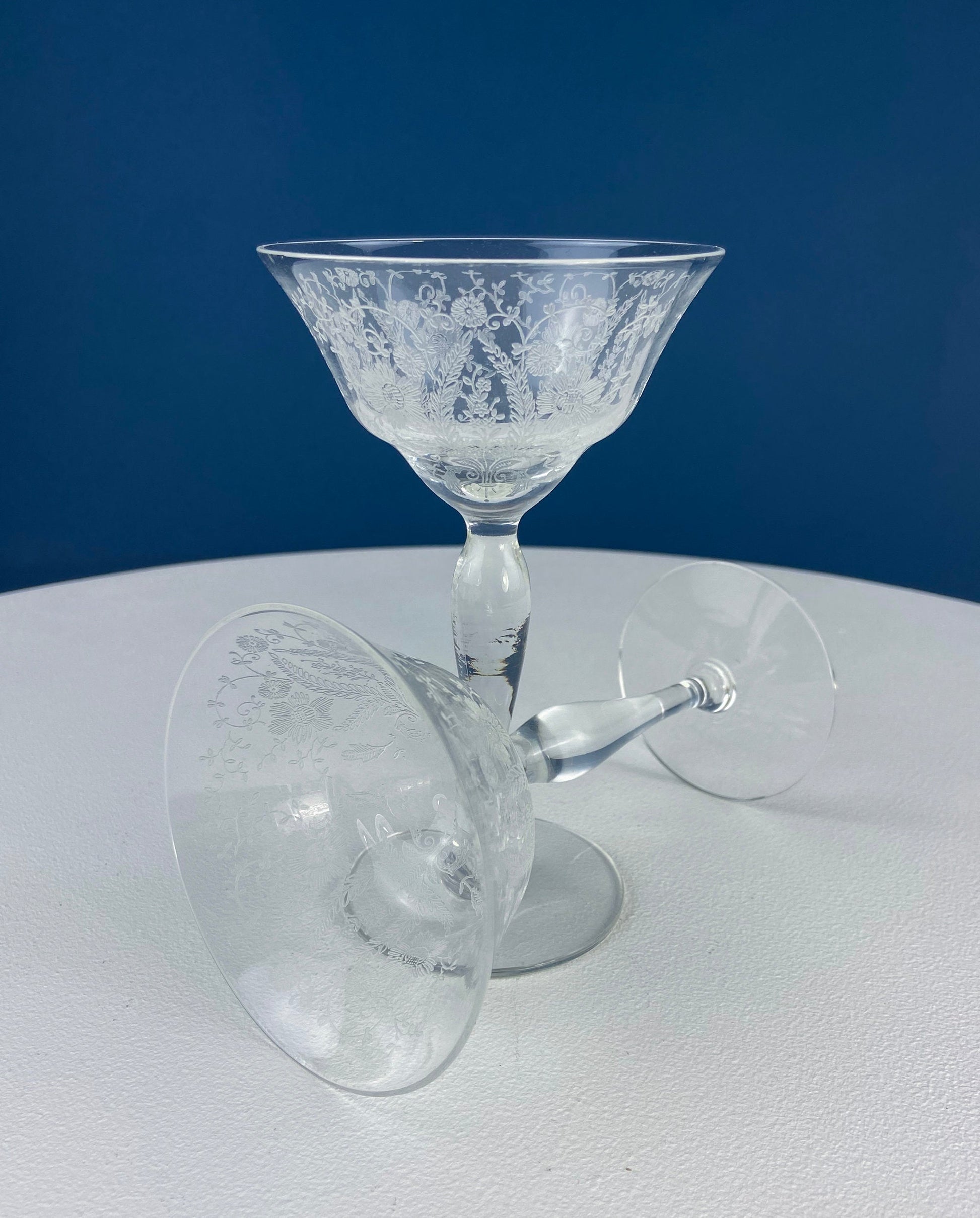 Vintage New Martinsville Tall Sherbet Champagne Glasses. Set of 7 Prelude Etched Stemware. Highly Collectible Barware. Wedding Registry. - Tampa Home & Garden Store