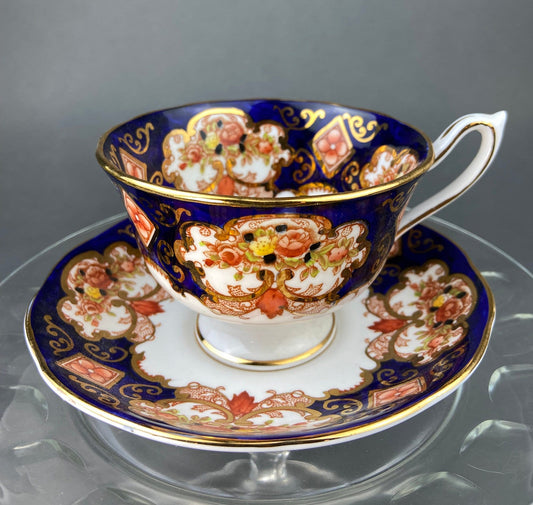 Vintage TeaCup and Saucer. Hand Painted Royal Albert Bone China. Heirloom Pattern. Made in England. - Tampa Home & Garden Store