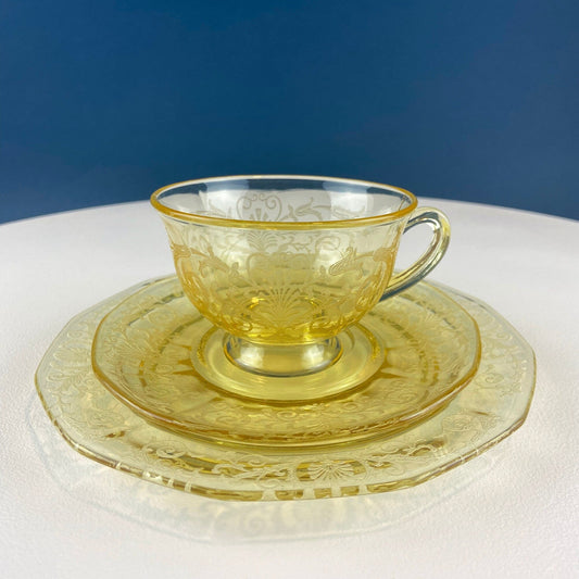 Vintage Topaz Fostoria Tea Set Trio. Versaille Pattern Cup, Saucer, and 7.5" Dessert/Salad Plate. Fine Table Glassware. Gold Table Decor. - Tampa Home & Garden Store