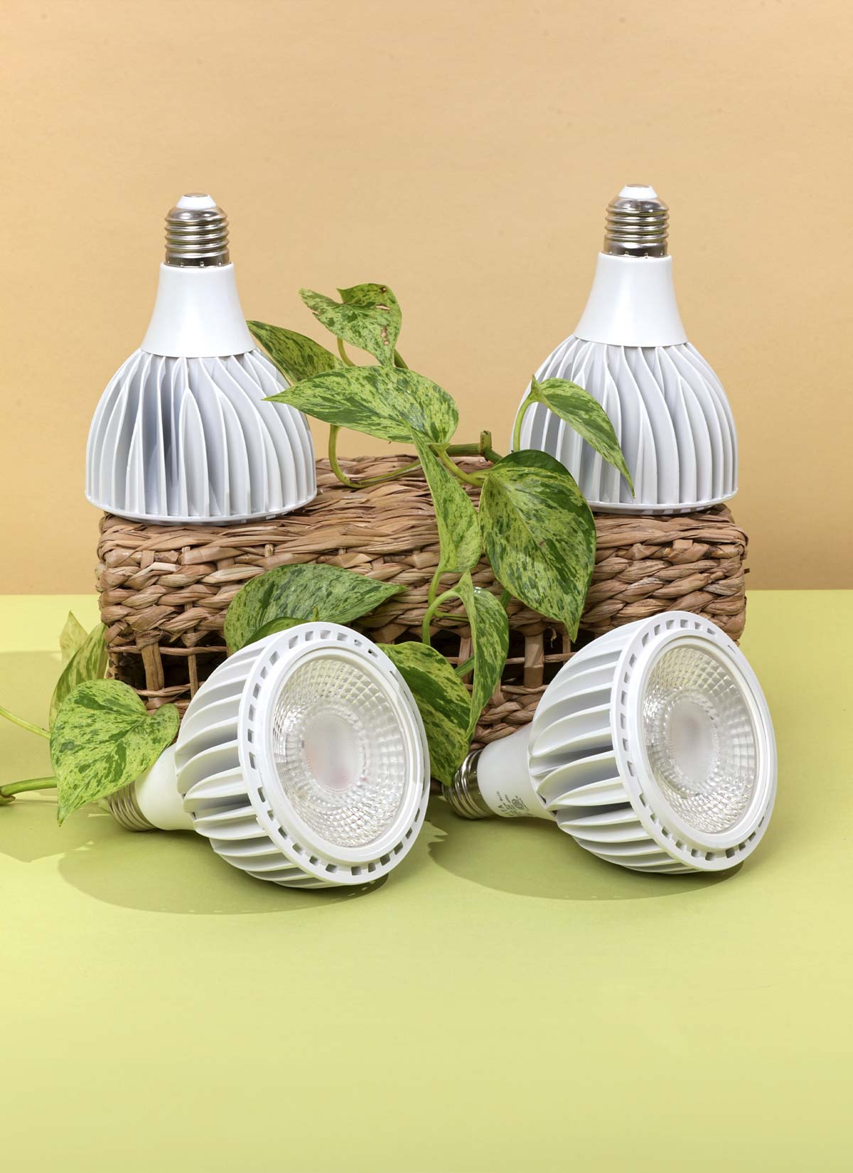 Lot de 4 ampoules de croissance à LED Vita Grow Light | Greenfit™