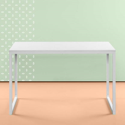 Escritorio moderno para oficina en casa con estructura de metal blanco y superficie de madera
