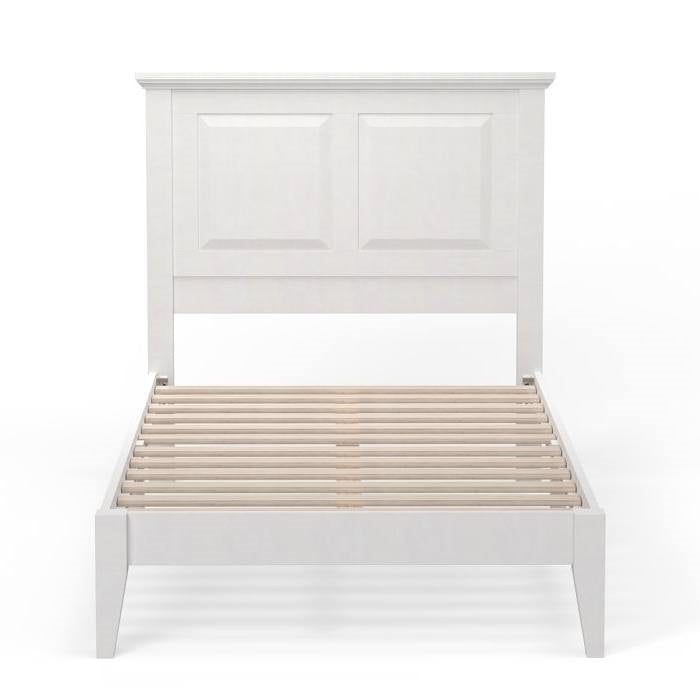 Estructura de cama de plataforma doble tradicional de madera maciza de roble con cabecera en blanco