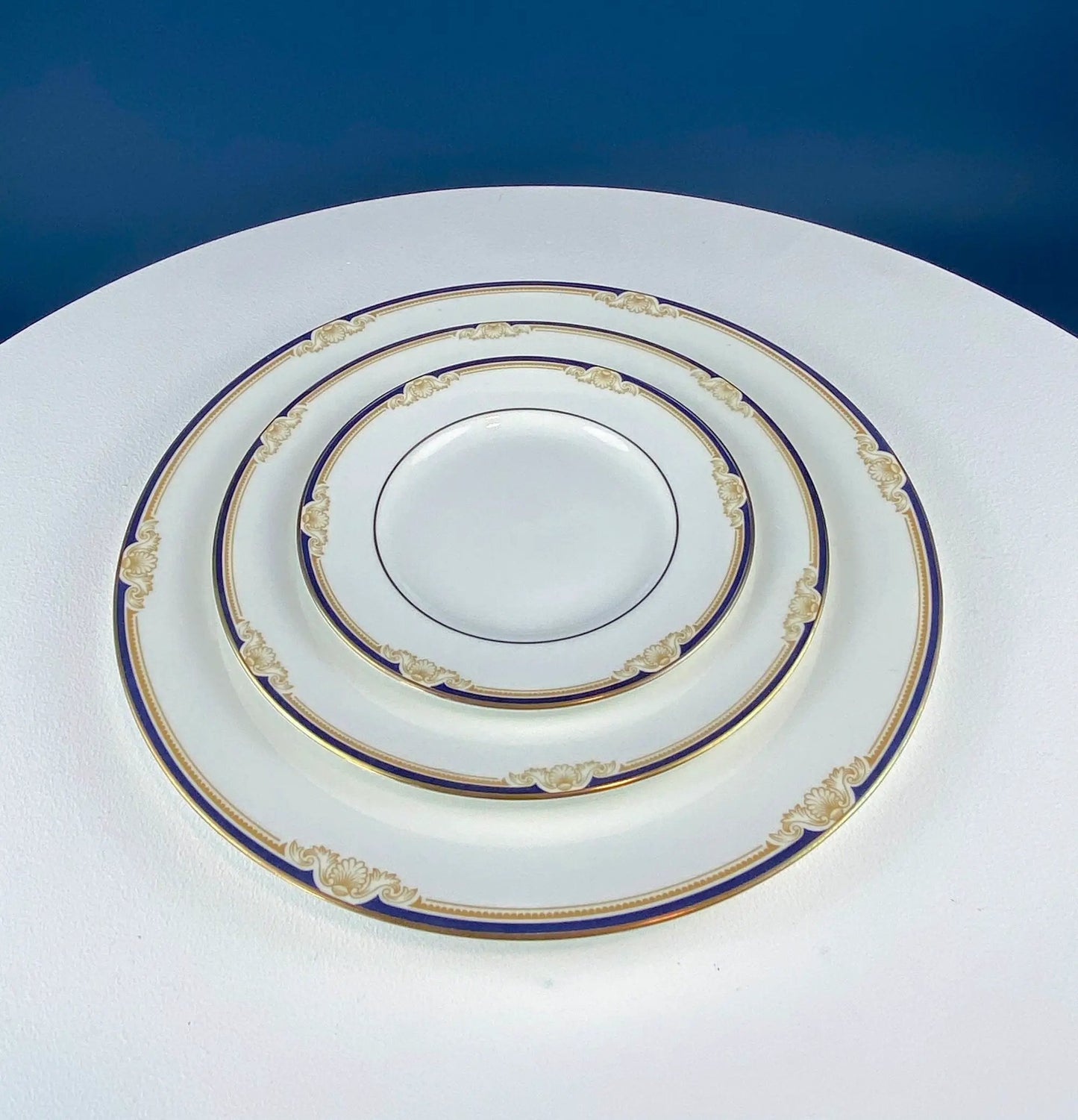 Wedgewood Cavendish dinnerware plates set of 3 with blue and gold rim on Tampa Home & Garden Store
