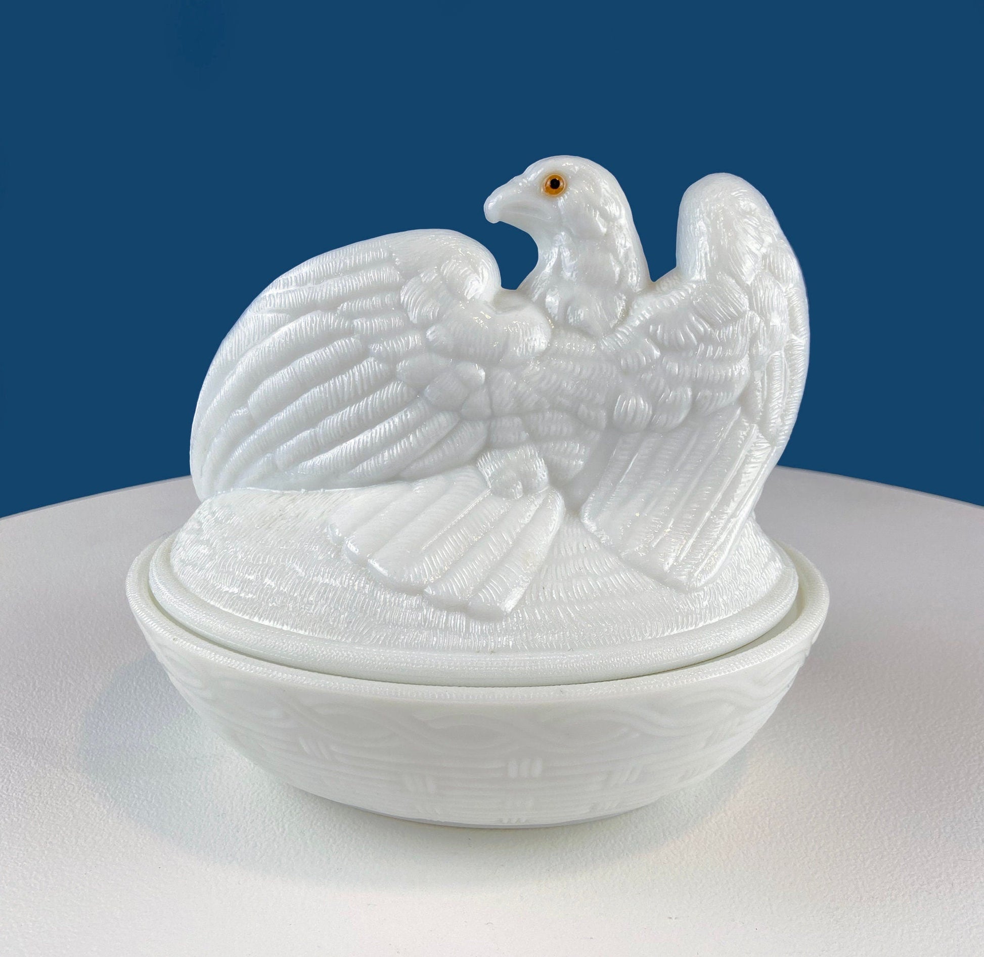Westmoreland Milk Glass Eagle with Babies. Large White Bird On Nest Bowl. Cookie Jar with Lid. Storage Dish for Trinkets or Bath Accessories - Tampa Home & Garden Store