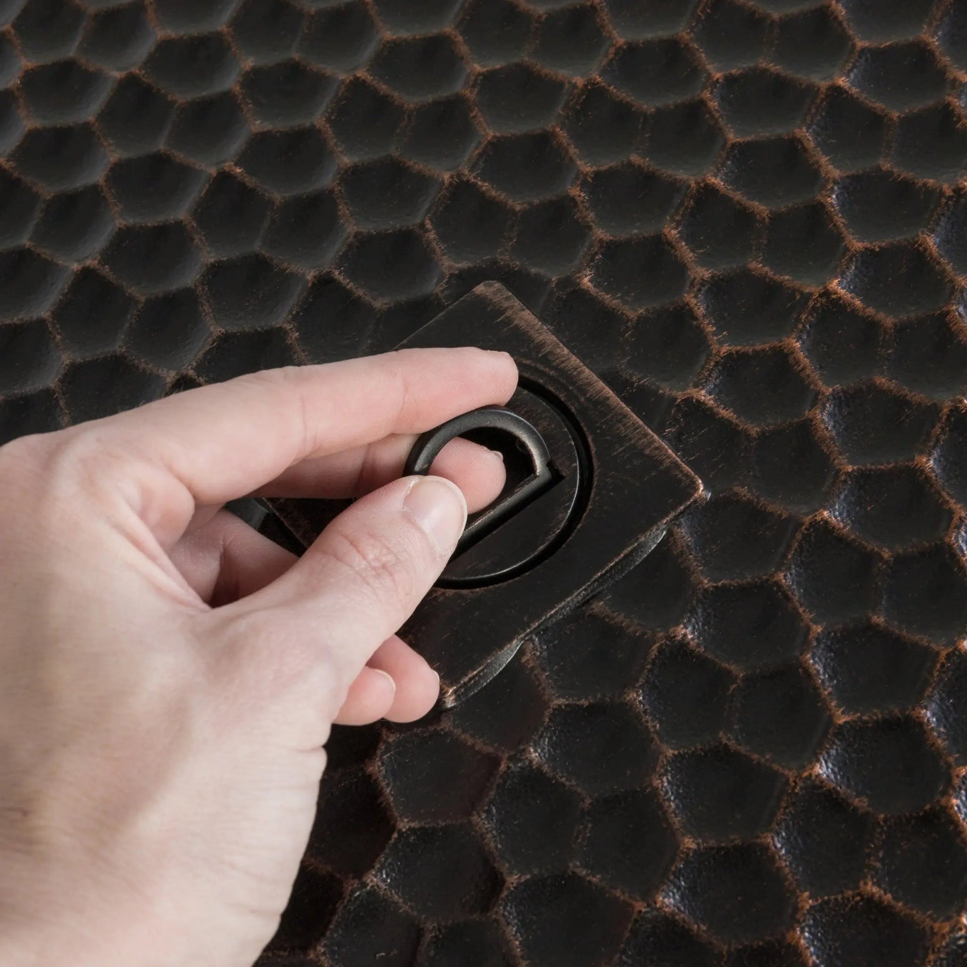 Weyland Rectangle Aluminum LPG Fire Pit gas control knob on black honeycomb surface on Tampa Home & Garden Store