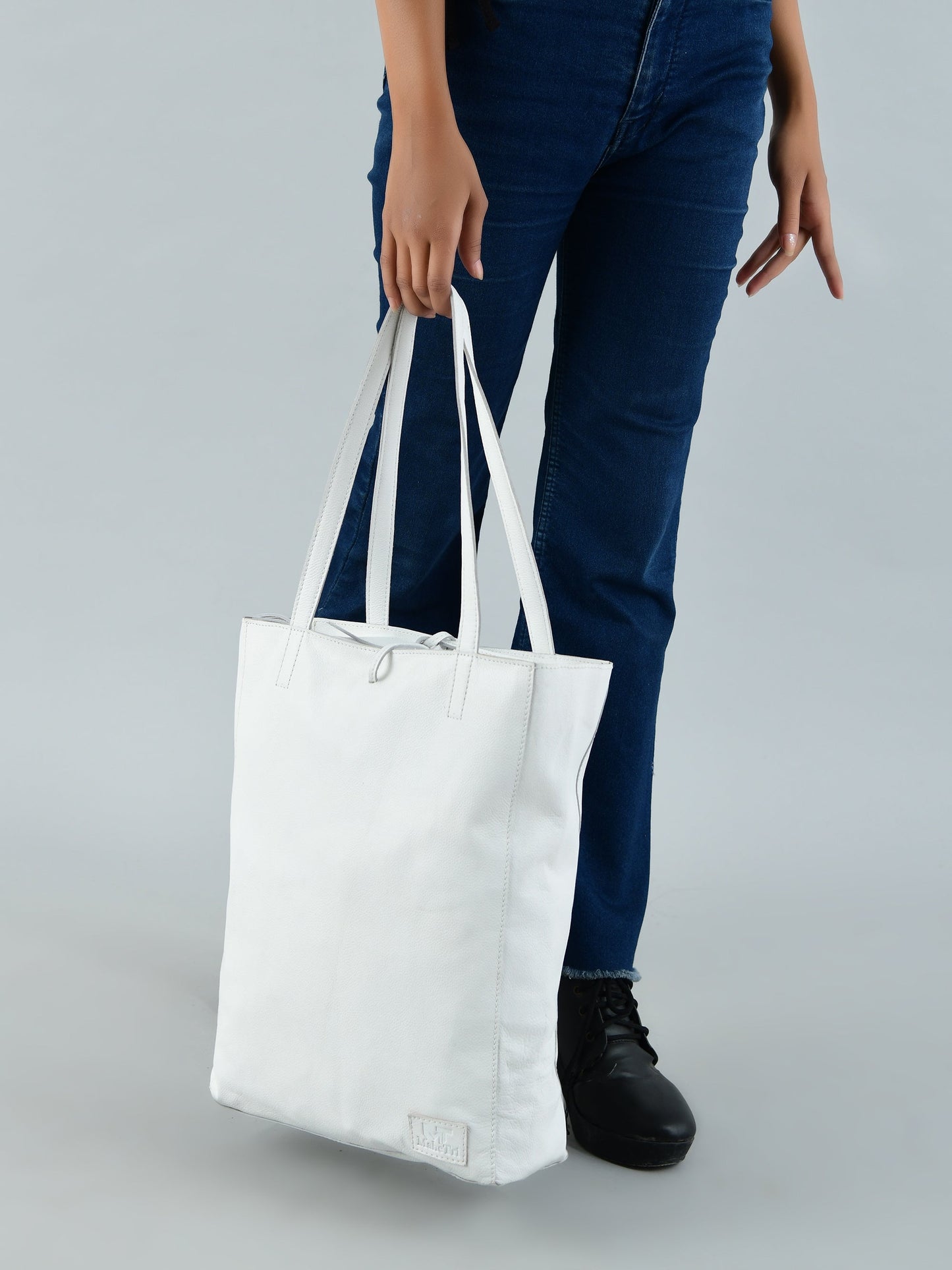 White Leather Shoulder Tote Bag - Tampa Home & Garden Store