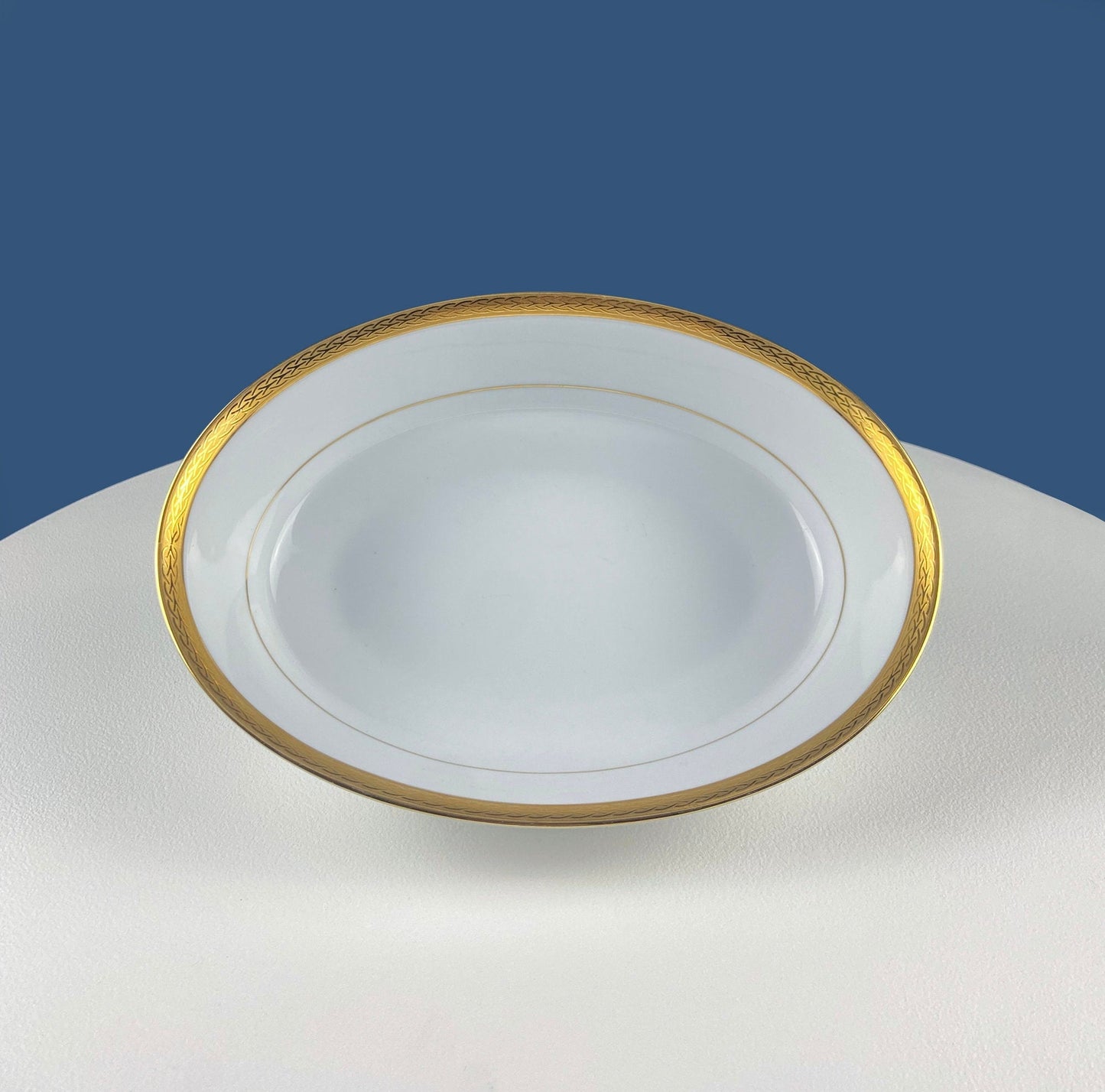 White Porcelain Oval Serving Bowl with Embossed Gold Band. Wedding Band China. Contemporary Noritake Queen's Gold. Dining Room Decor. - Tampa Home & Garden Store