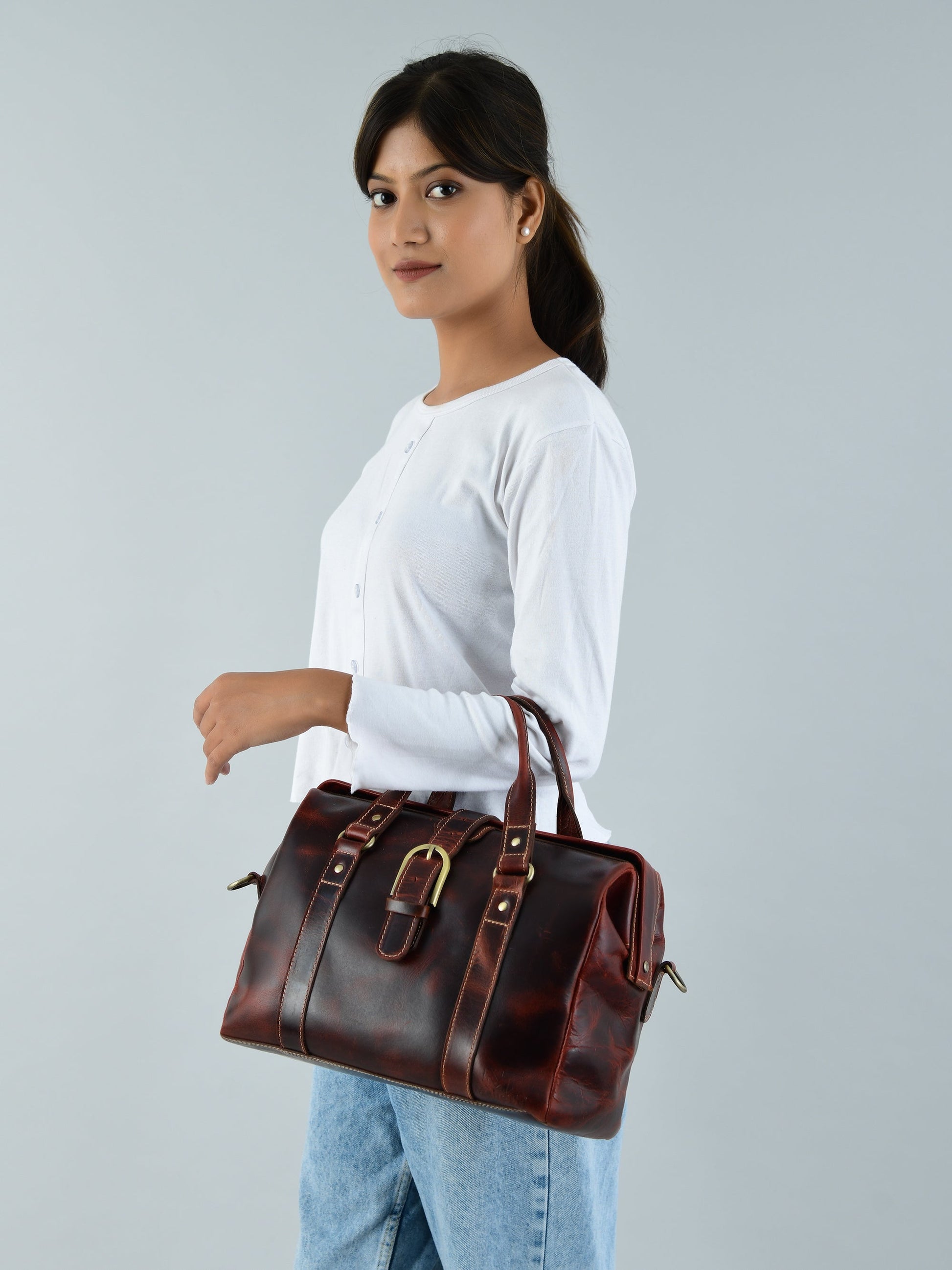 Wineberry Chic Handbag - Tampa Home & Garden Store