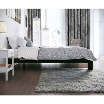 Base de cama con plataforma de metal negro totalmente moderna con listones de madera
