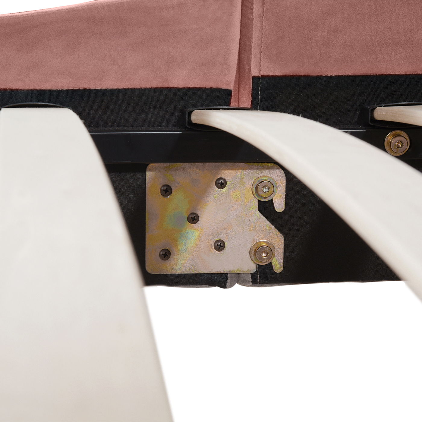 Aspen Vertical Tufted and Modern Platform Bed