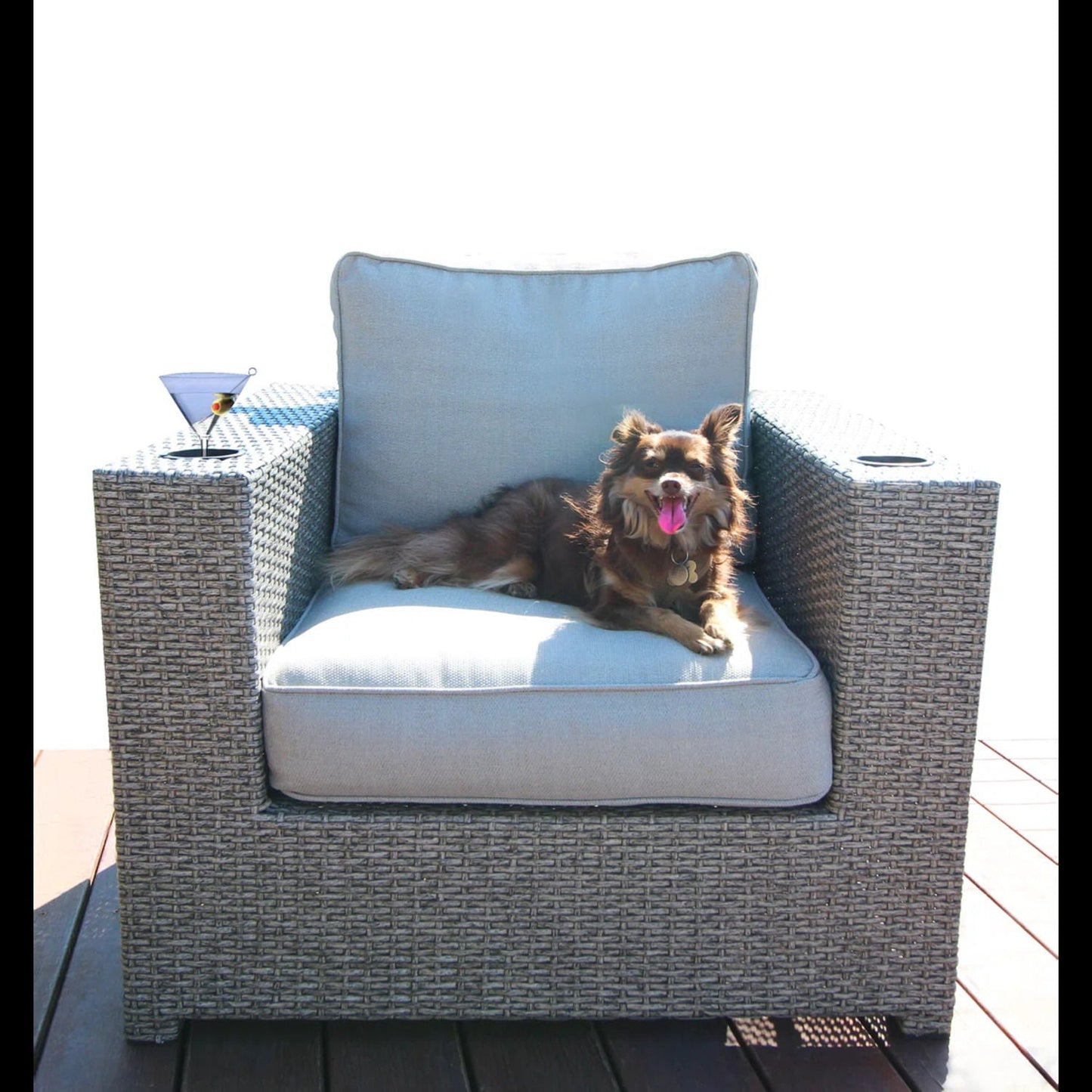 Outdoor Wicker Sectional and Thick Cushions