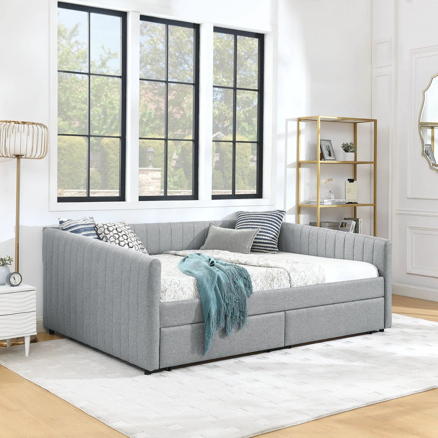 Upholstered Queen Daybed with 2 Drawers