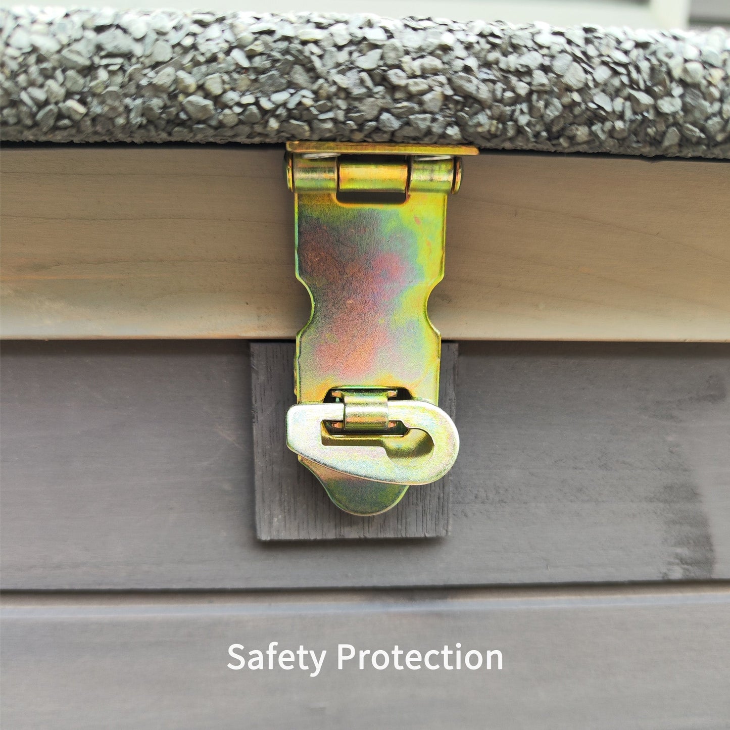 150 inch extra large wooden chicken coop hinge with iridescent latch under gravel roof on Tampa Home & Garden Store