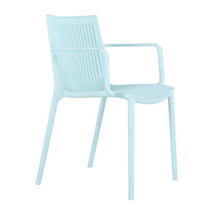 4 Stackable Plastic Chairs and Round Table